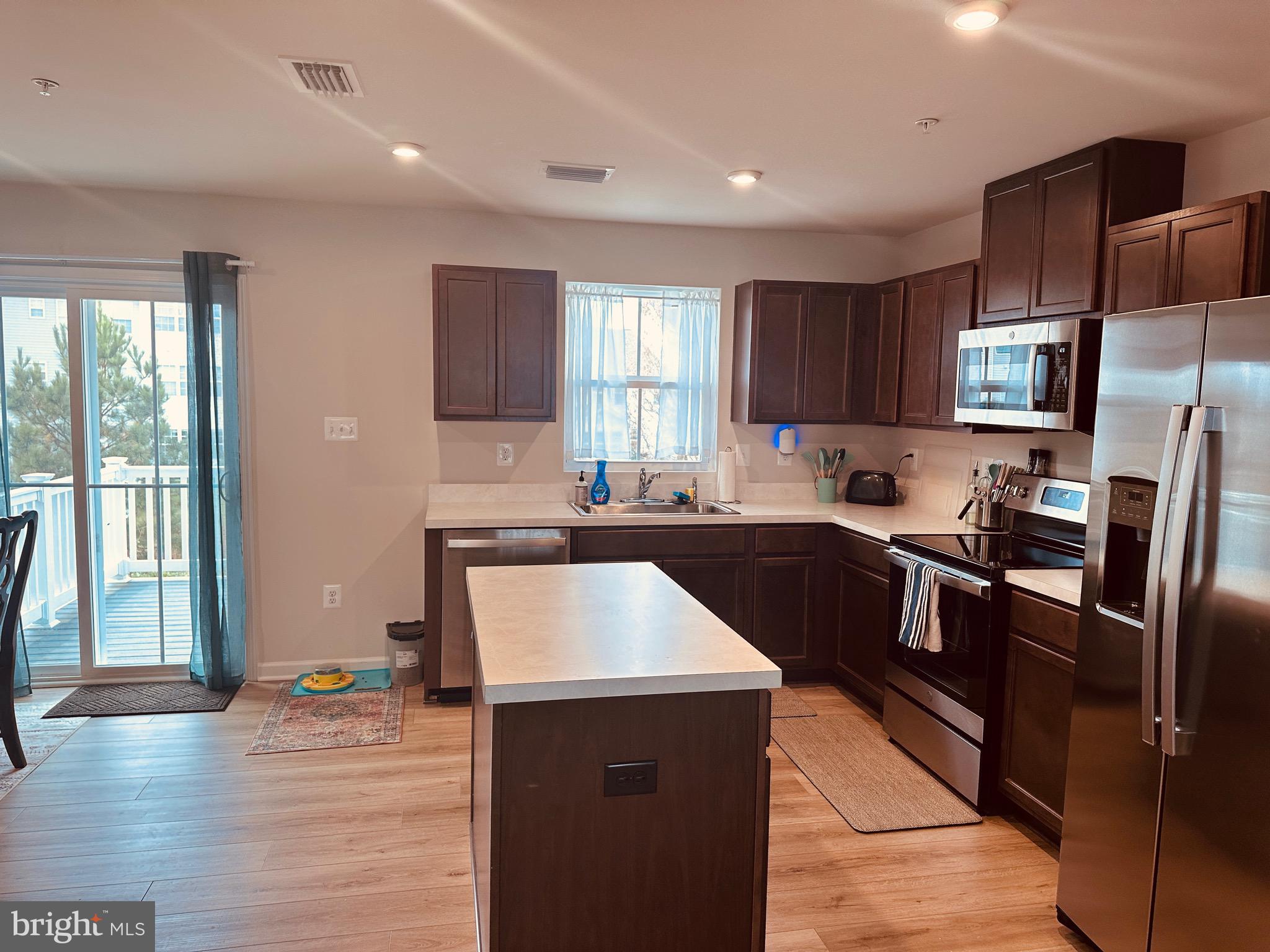 HERON POINT - Residential