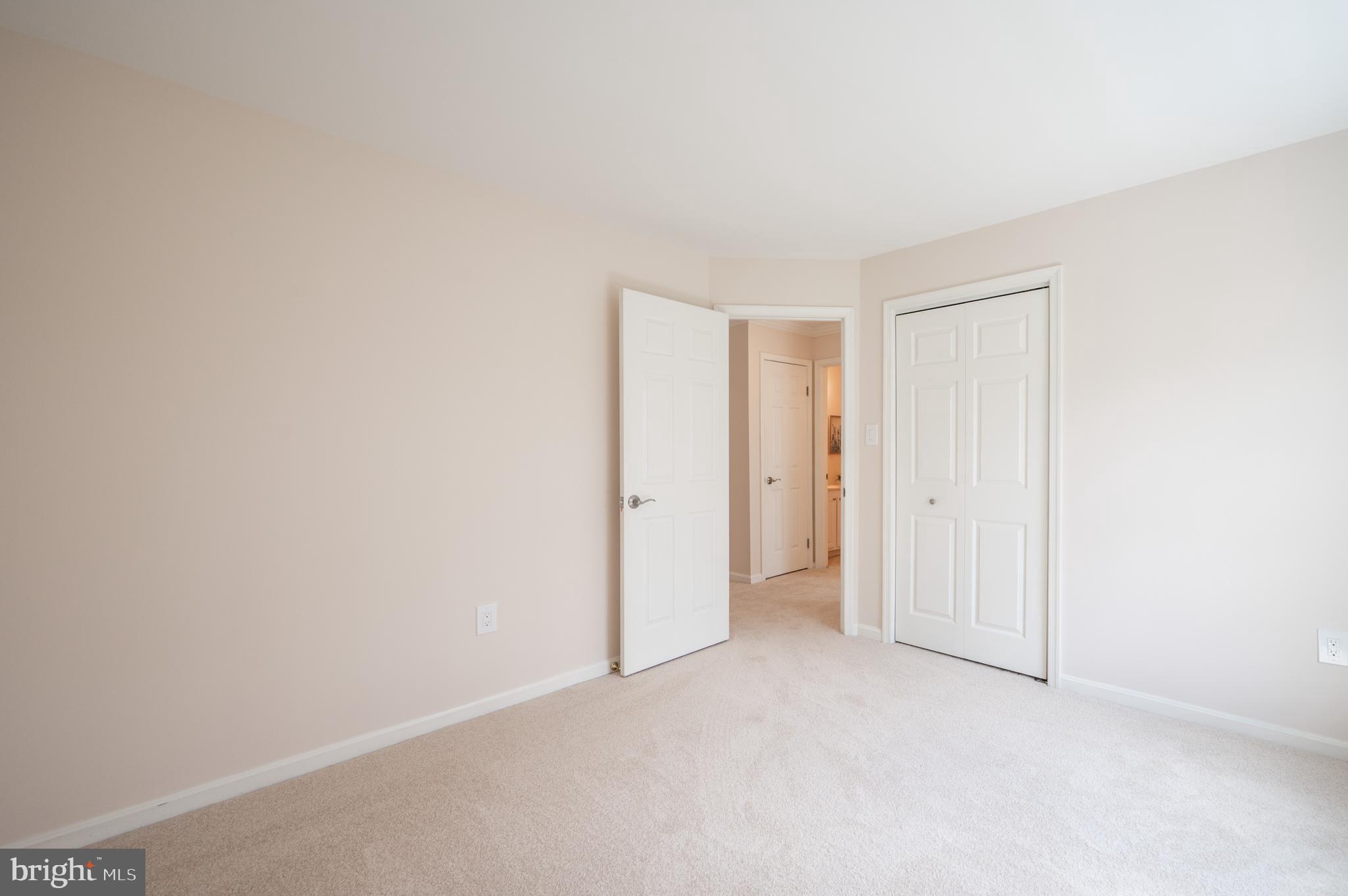 CAROLINE OAKS - Residential