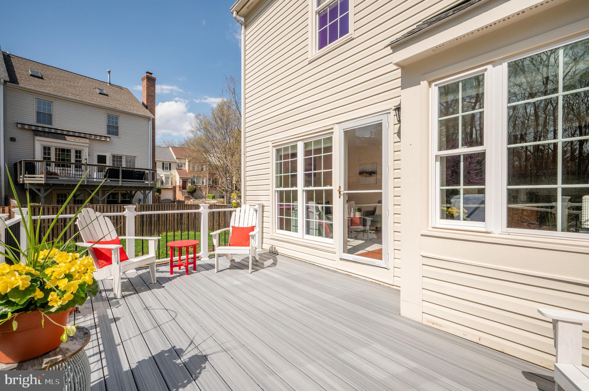 CAROLINE OAKS - Residential