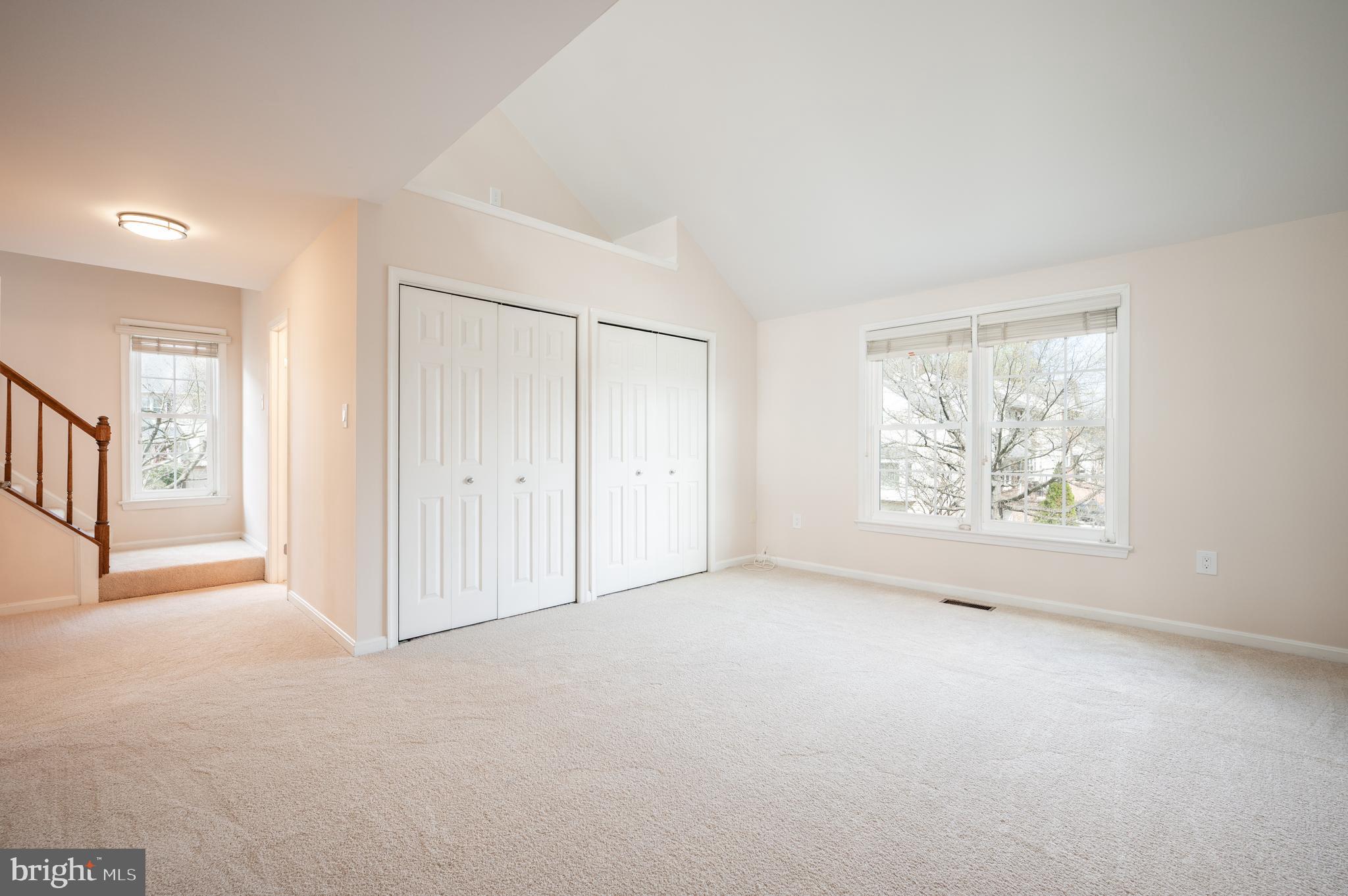 CAROLINE OAKS - Residential