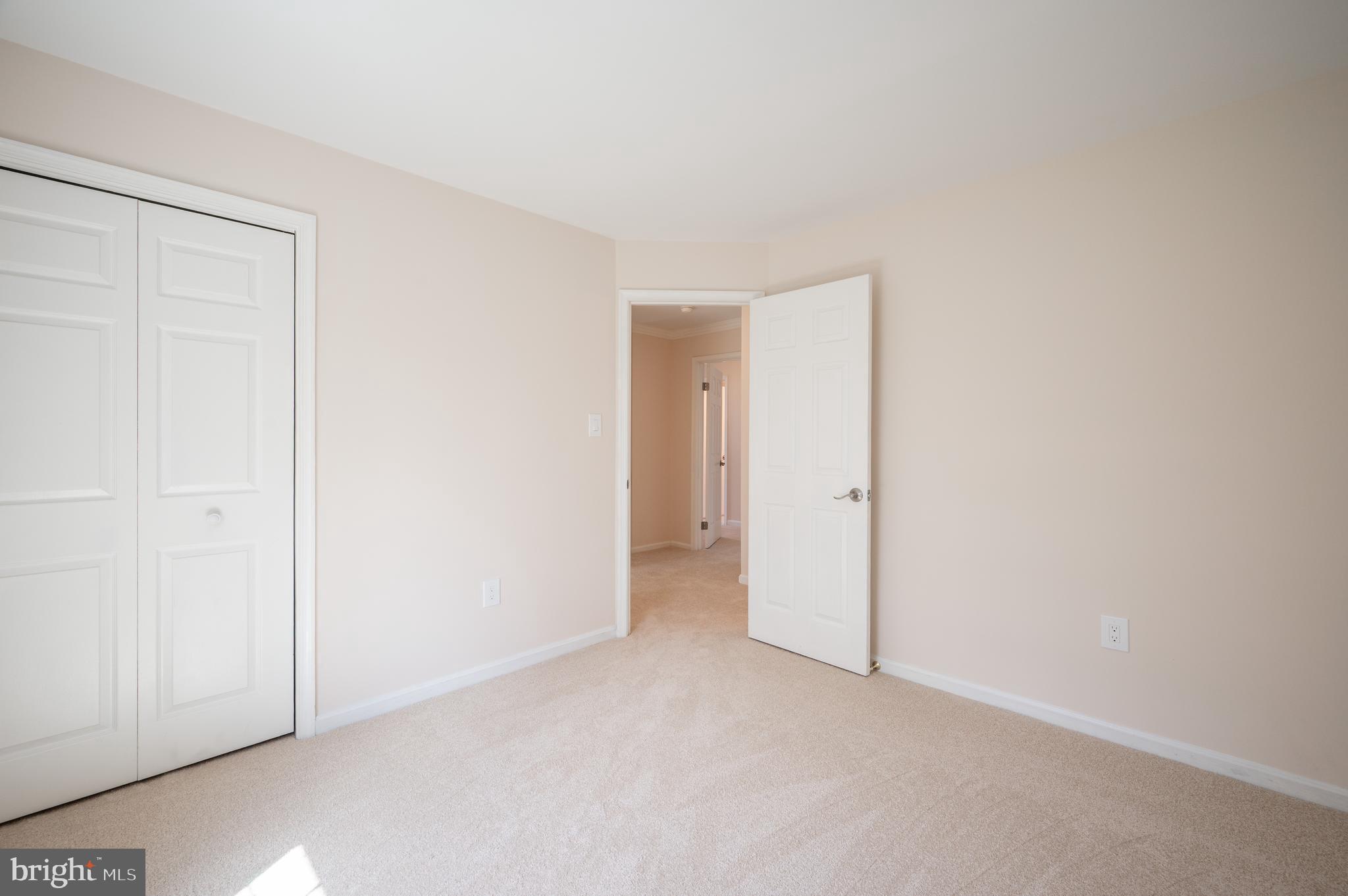 CAROLINE OAKS - Residential