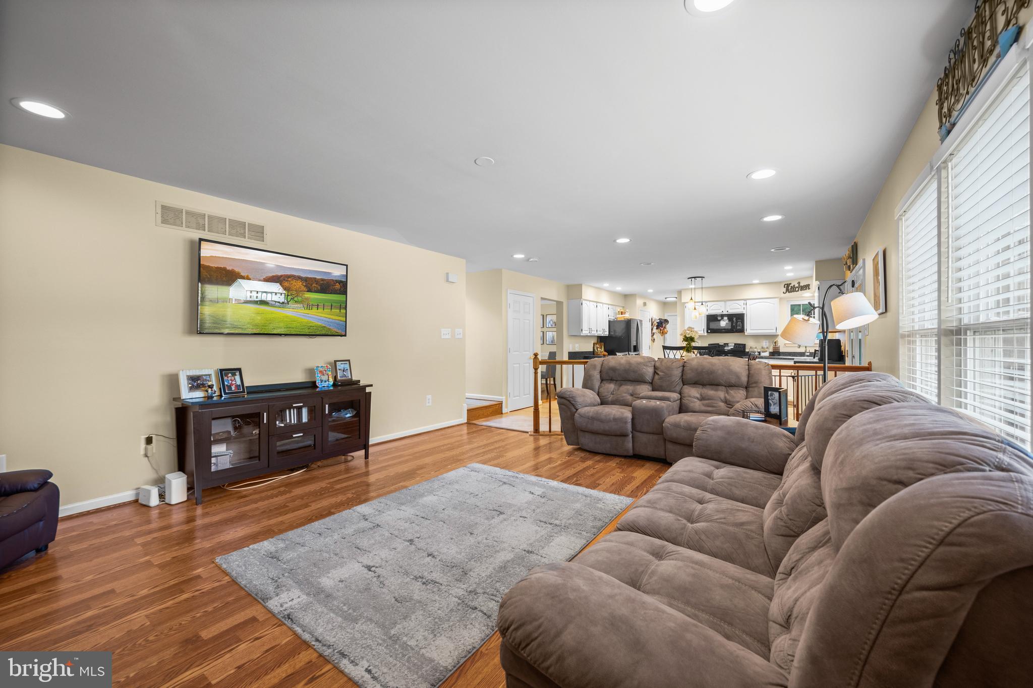 BELMAR ESTATES - Residential