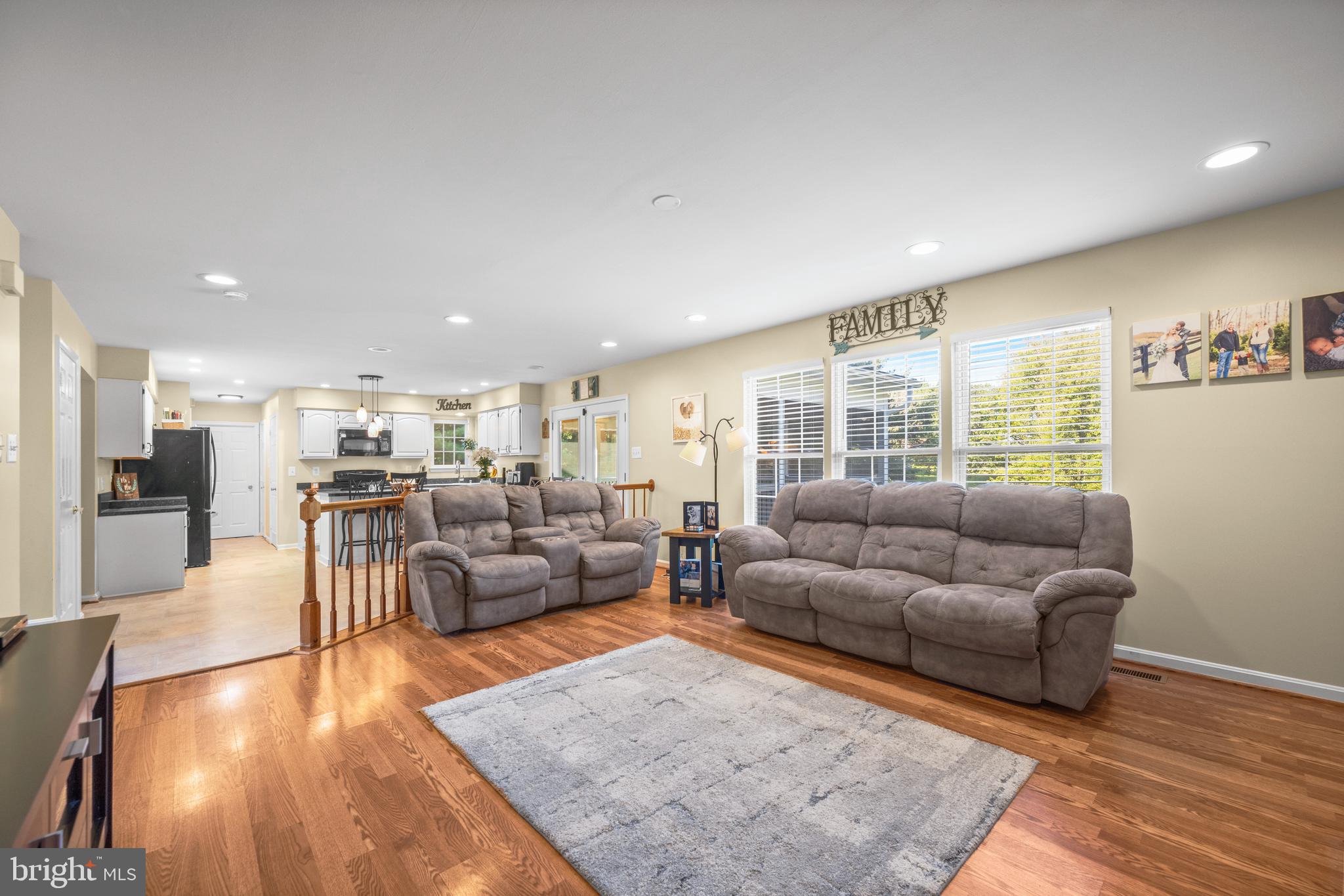 BELMAR ESTATES - Residential