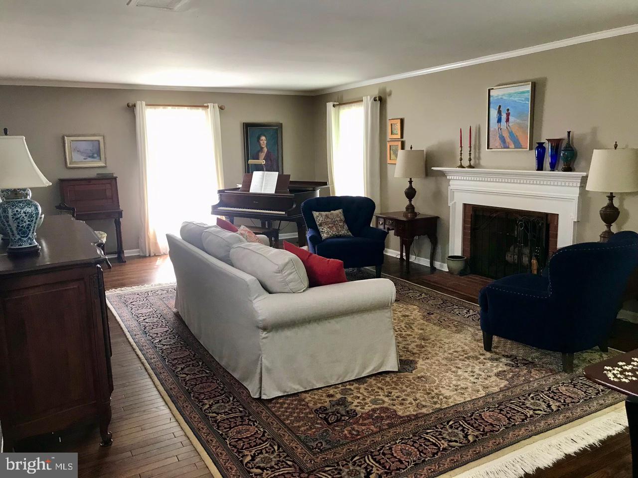 THE DOWNS - Residential