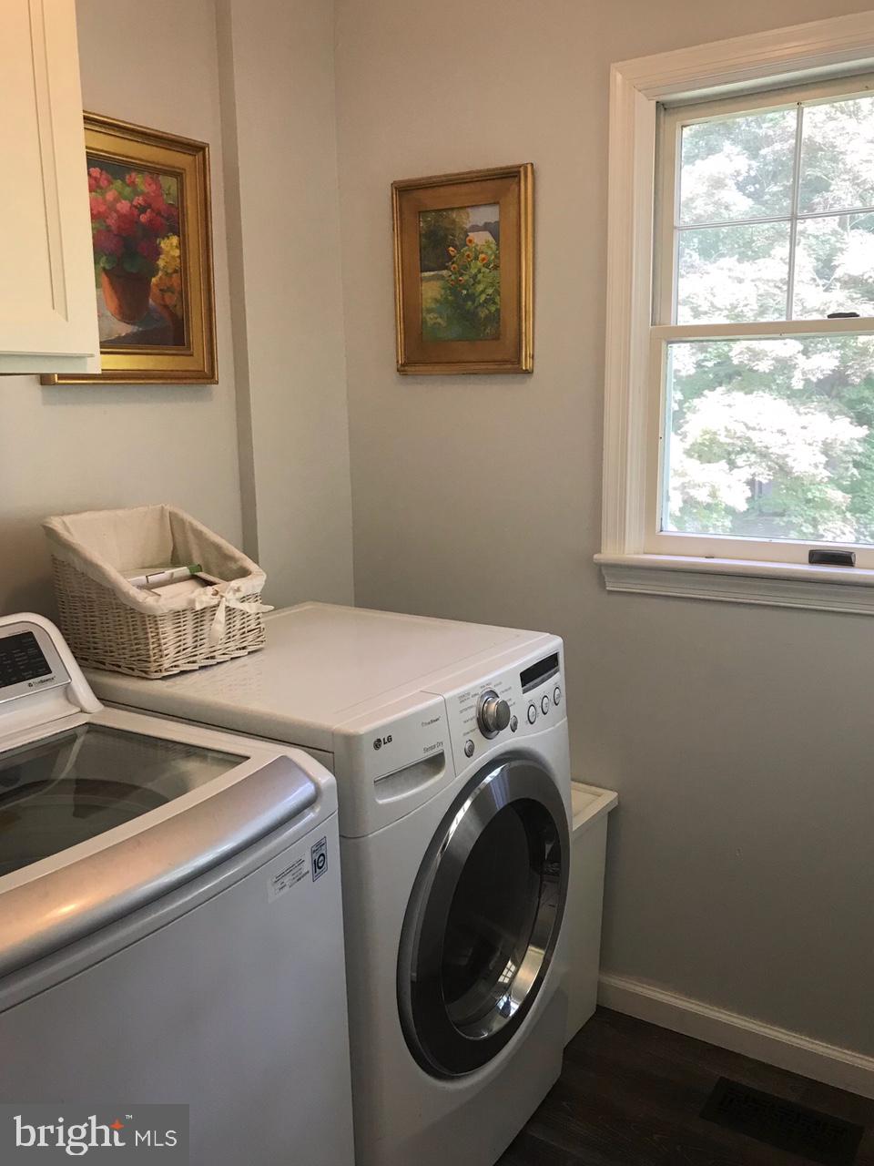 THE DOWNS - Residential