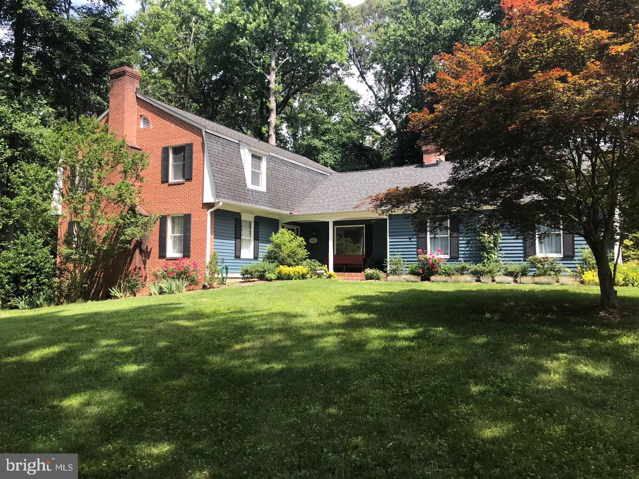 THE DOWNS - Residential