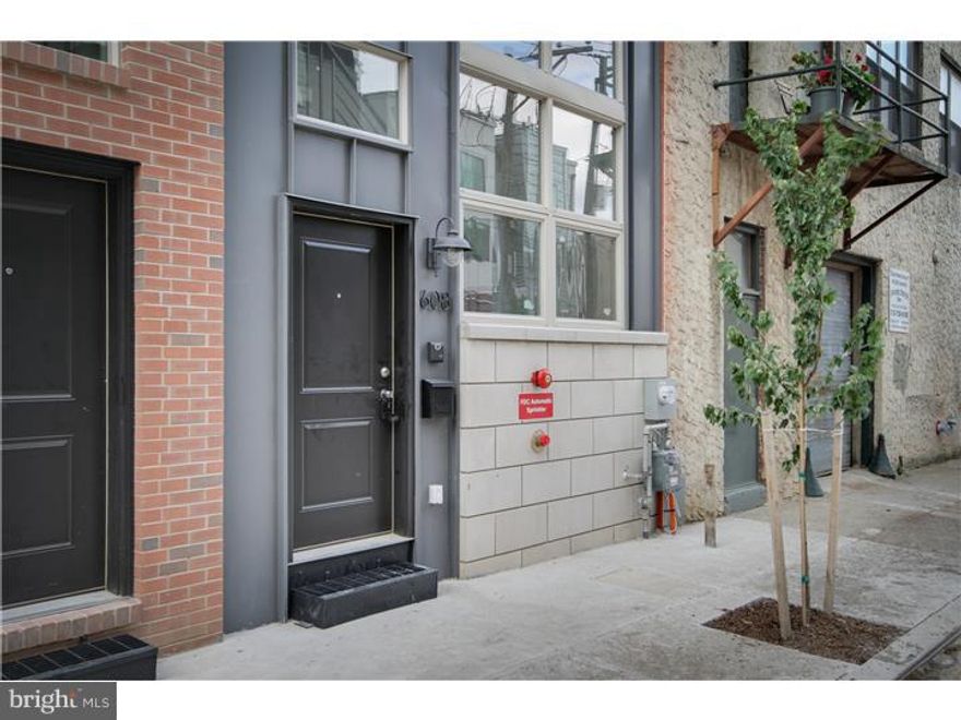 New construction in desirable Northern Liberties.Approximately 2300 of living space. High-end finishes including all GE Profile Appliances, custom kitchen cabinets. Full tile back splash. Hardwood flooring throughout. Large Master bedroom with his & her closets. Master bath has 12 x 24 tile floors and walls. Master bath also has a large walk-in shower with a rain shower head. Expansive roof deck with Center City and Benjamin Franklin Bridge views. Washer and dryer laundry hook up on the 3rd floor(appliances are not included). Dual zoned highly efficient hvac. Tank less hot water heater. Video door entry system. 1 car garage with extra room for storage. 10 Year tax abatement. Security alarm system.