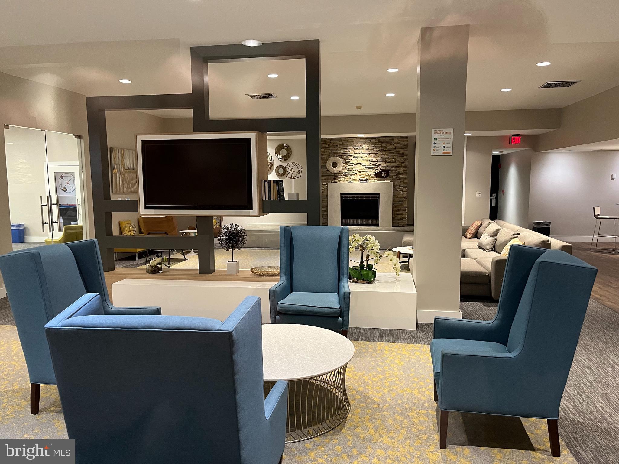 WEST END CONDOS - Residential