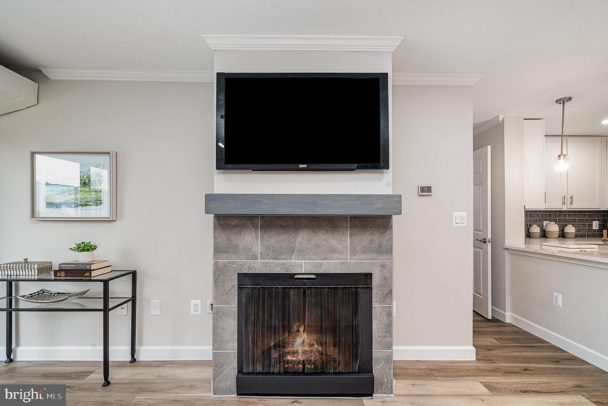 WEST END CONDOS - Residential