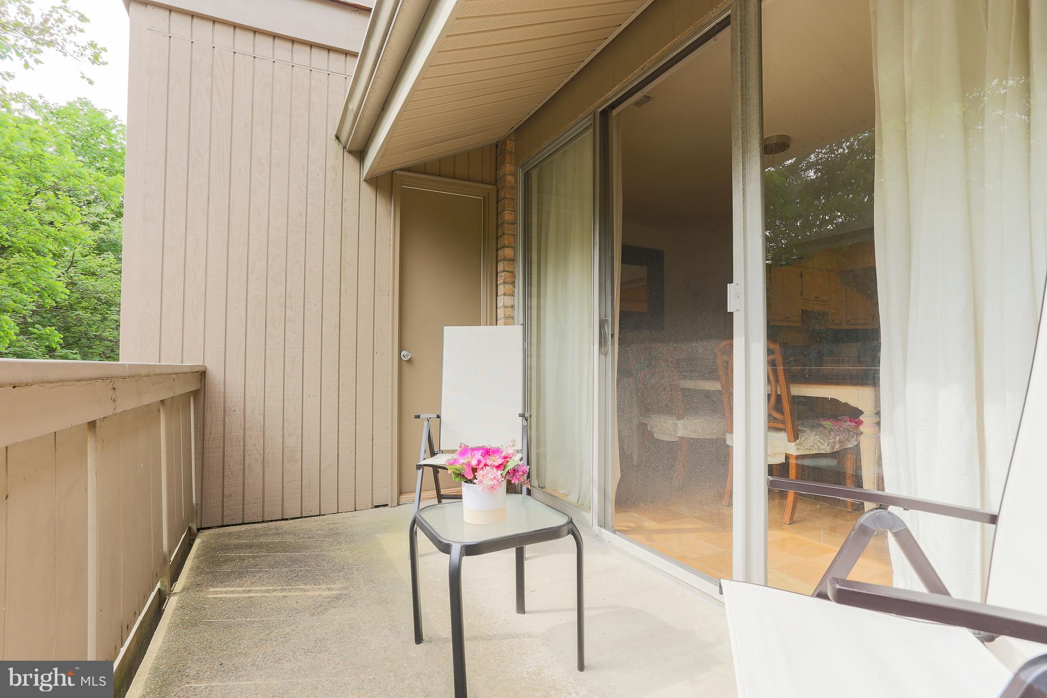 CROSS KEYS - Residential Lease