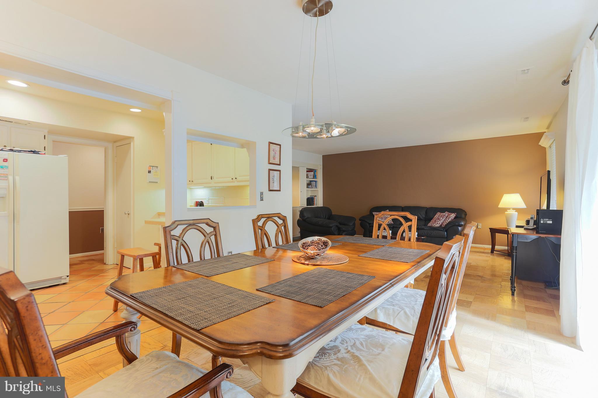 CROSS KEYS - Residential Lease