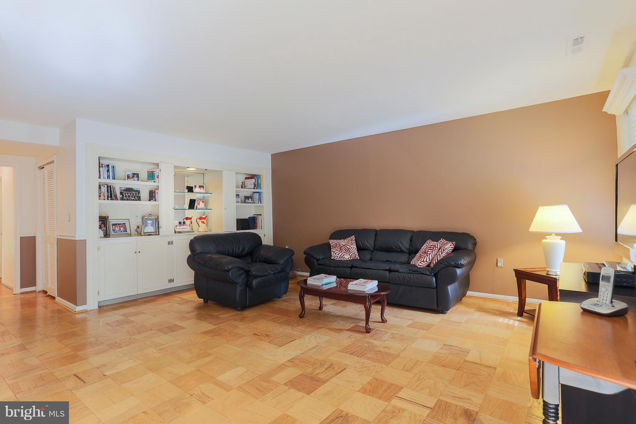 CROSS KEYS - Residential Lease