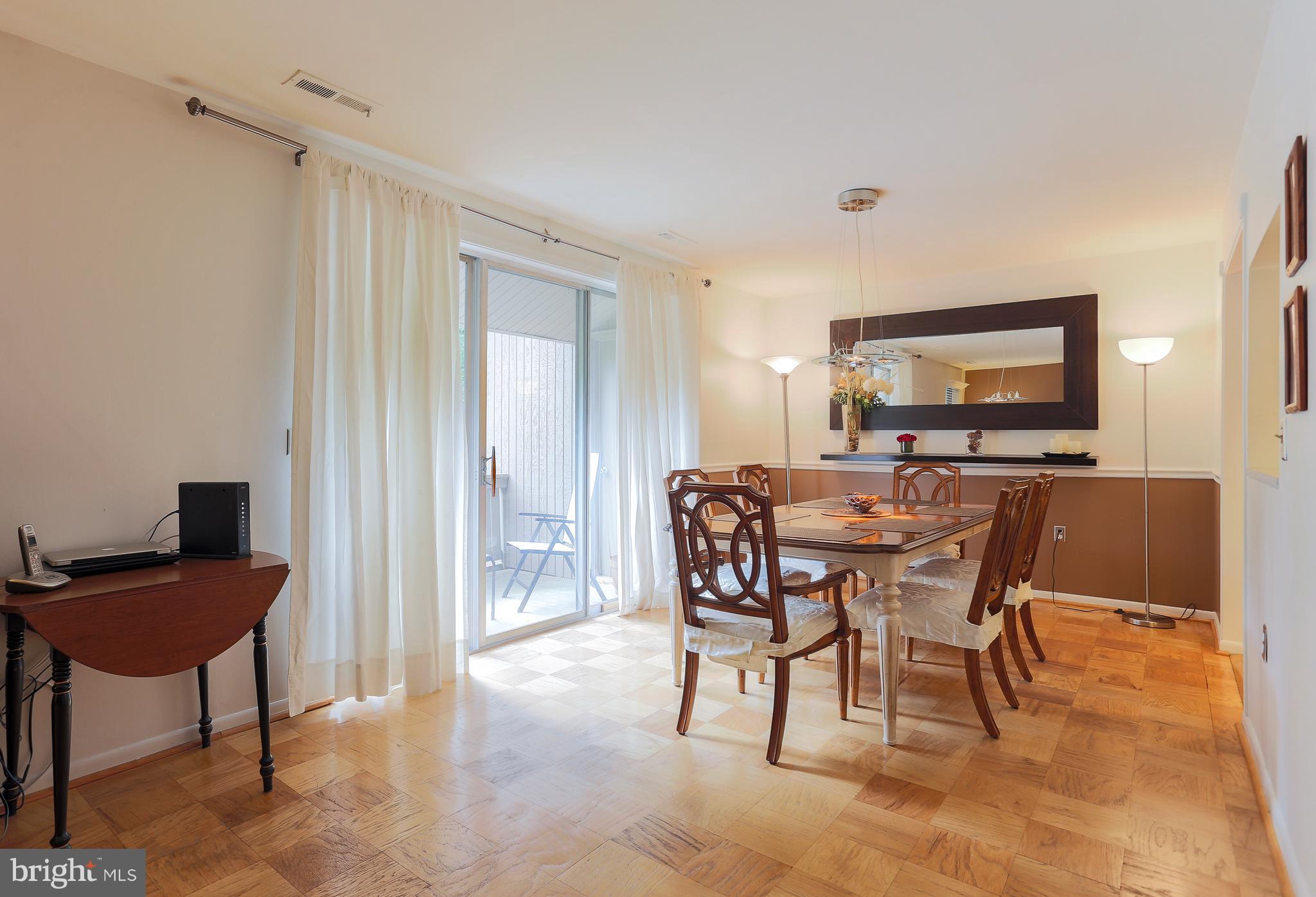 CROSS KEYS - Residential Lease