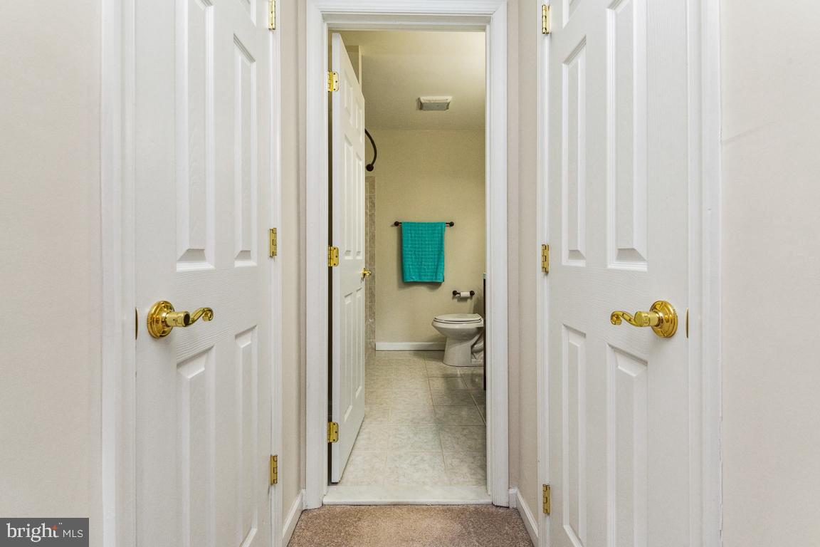 HILLENDALE FARMS - Residential