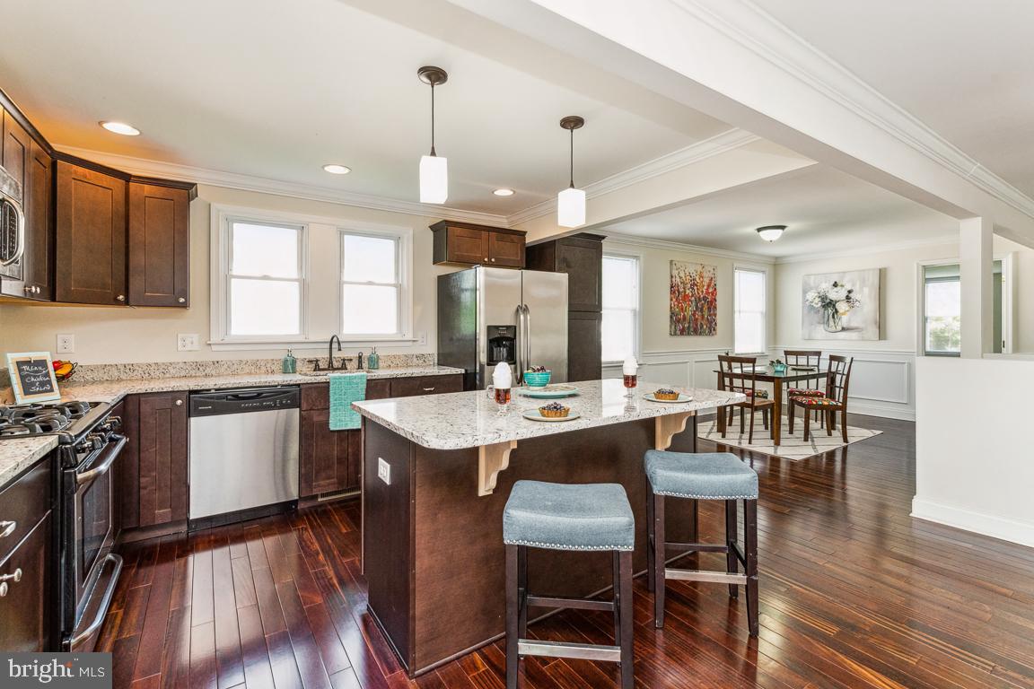 HILLENDALE FARMS - Residential