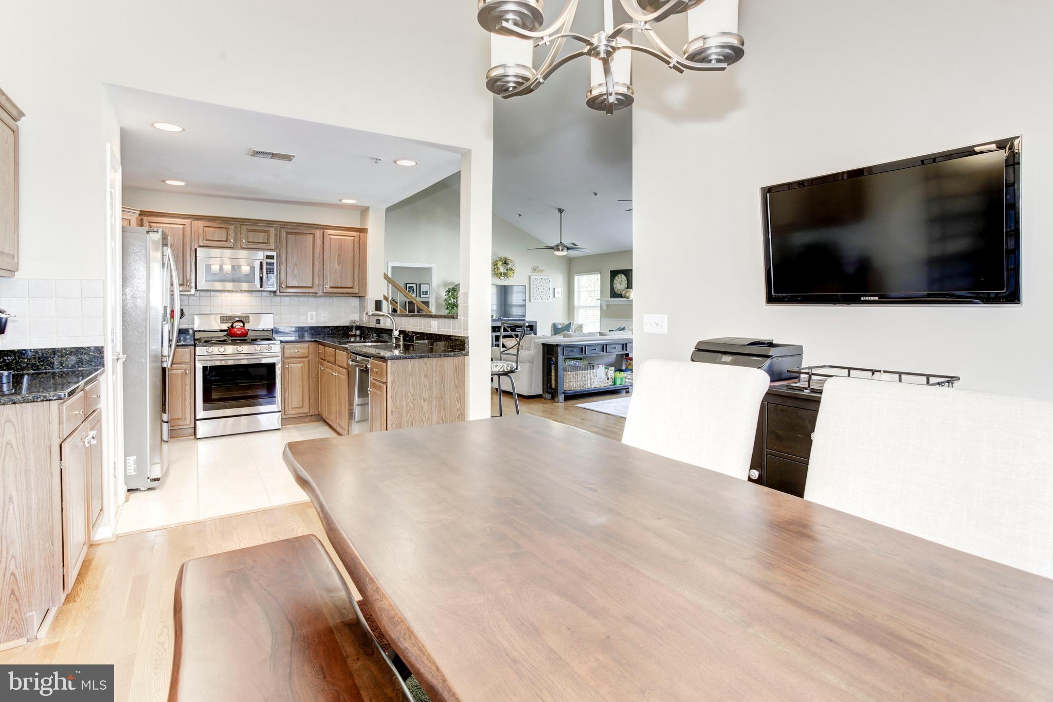 COURTS AT WESCOTT RIDGE - Residential Lease