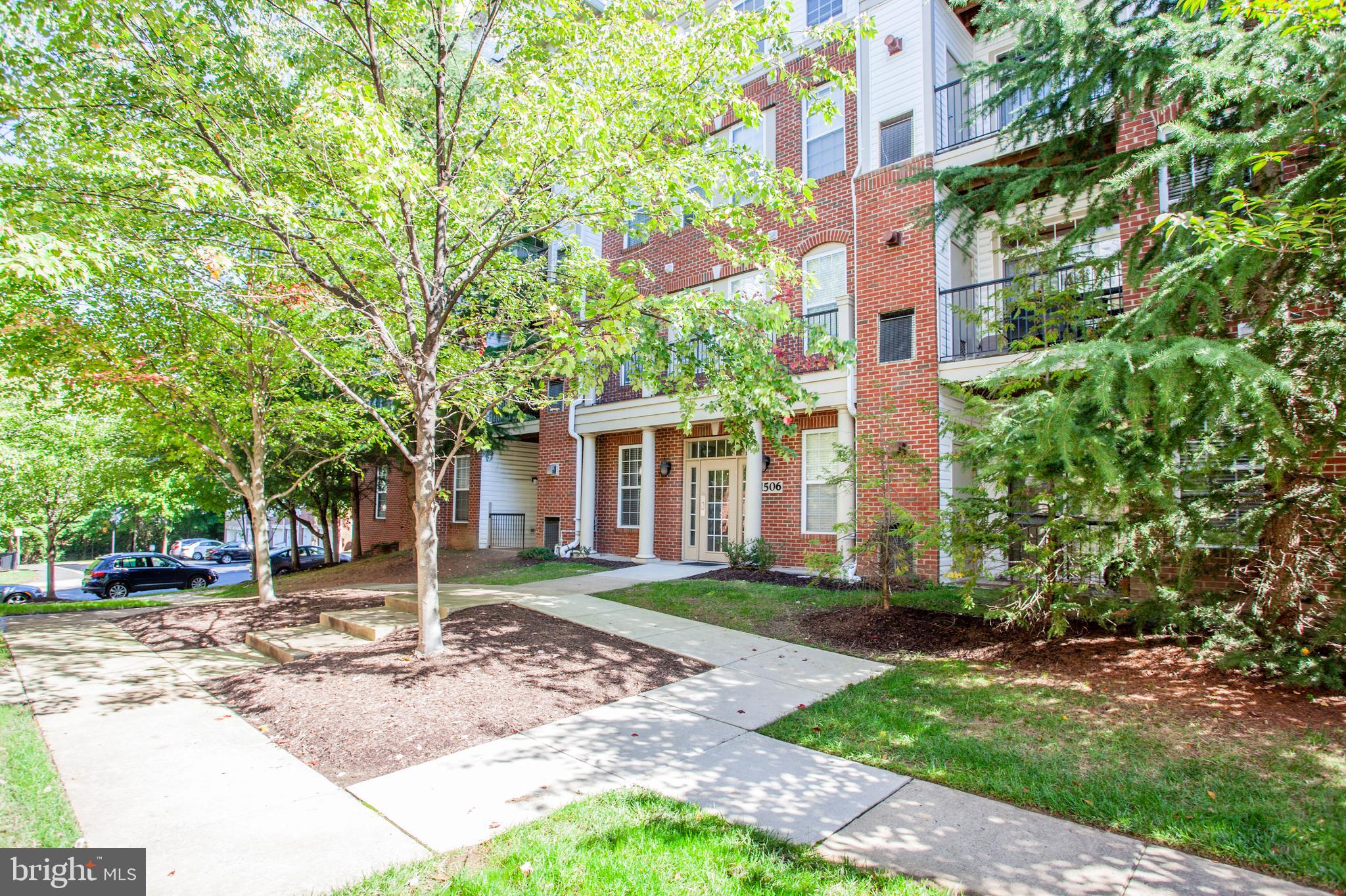 COURTS AT WESCOTT RIDGE - Residential Lease