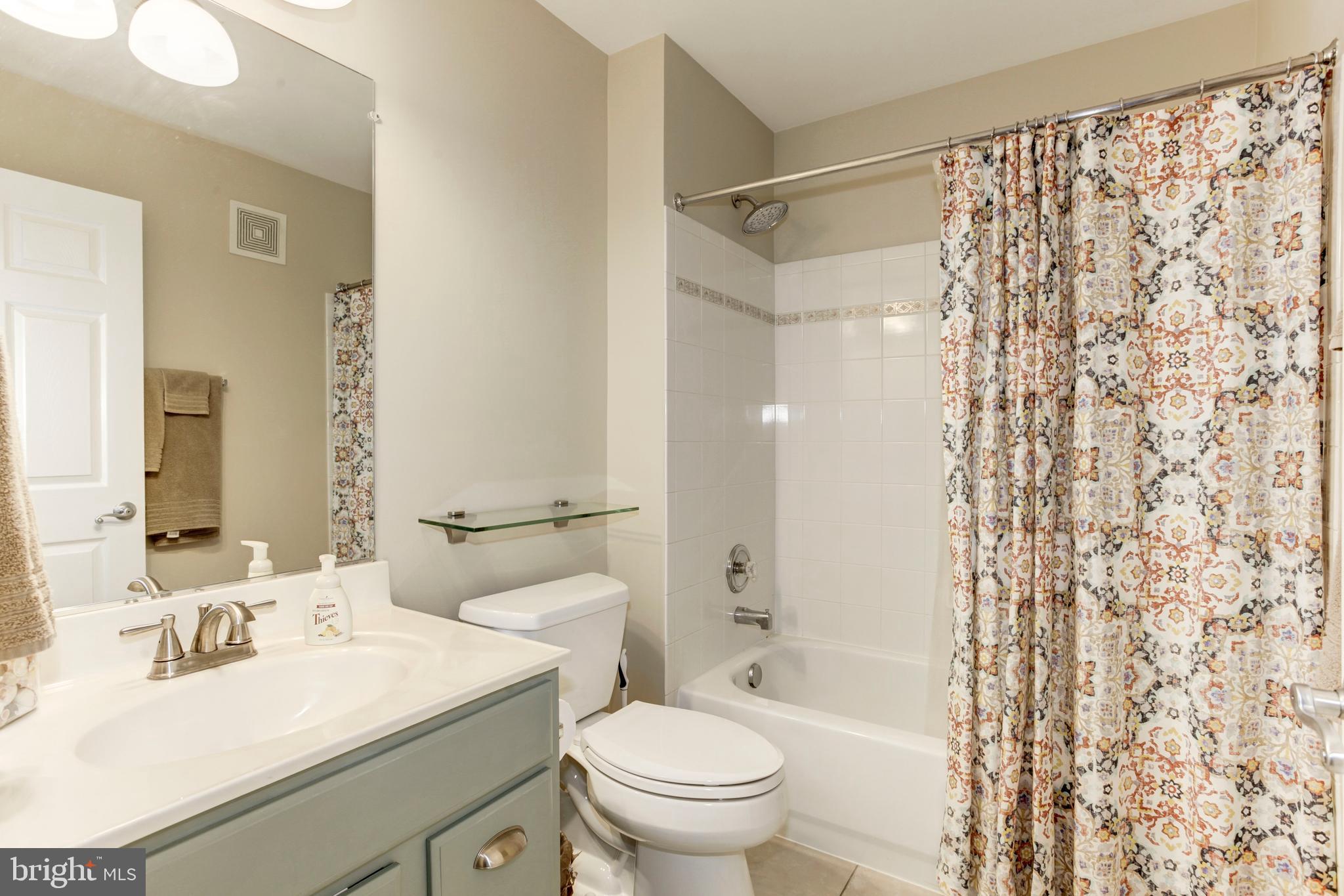 COURTS AT WESCOTT RIDGE - Residential Lease