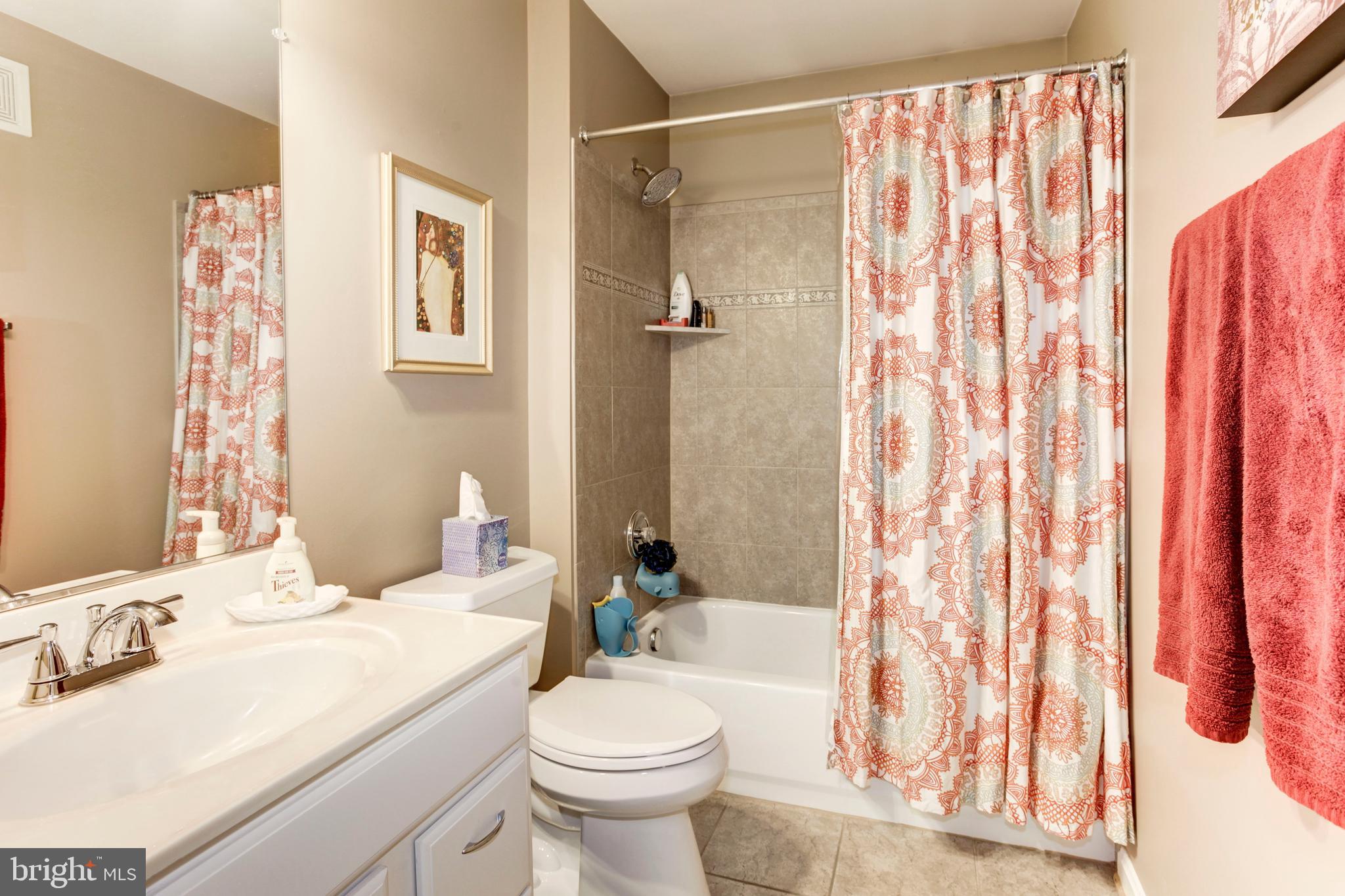 COURTS AT WESCOTT RIDGE - Residential Lease