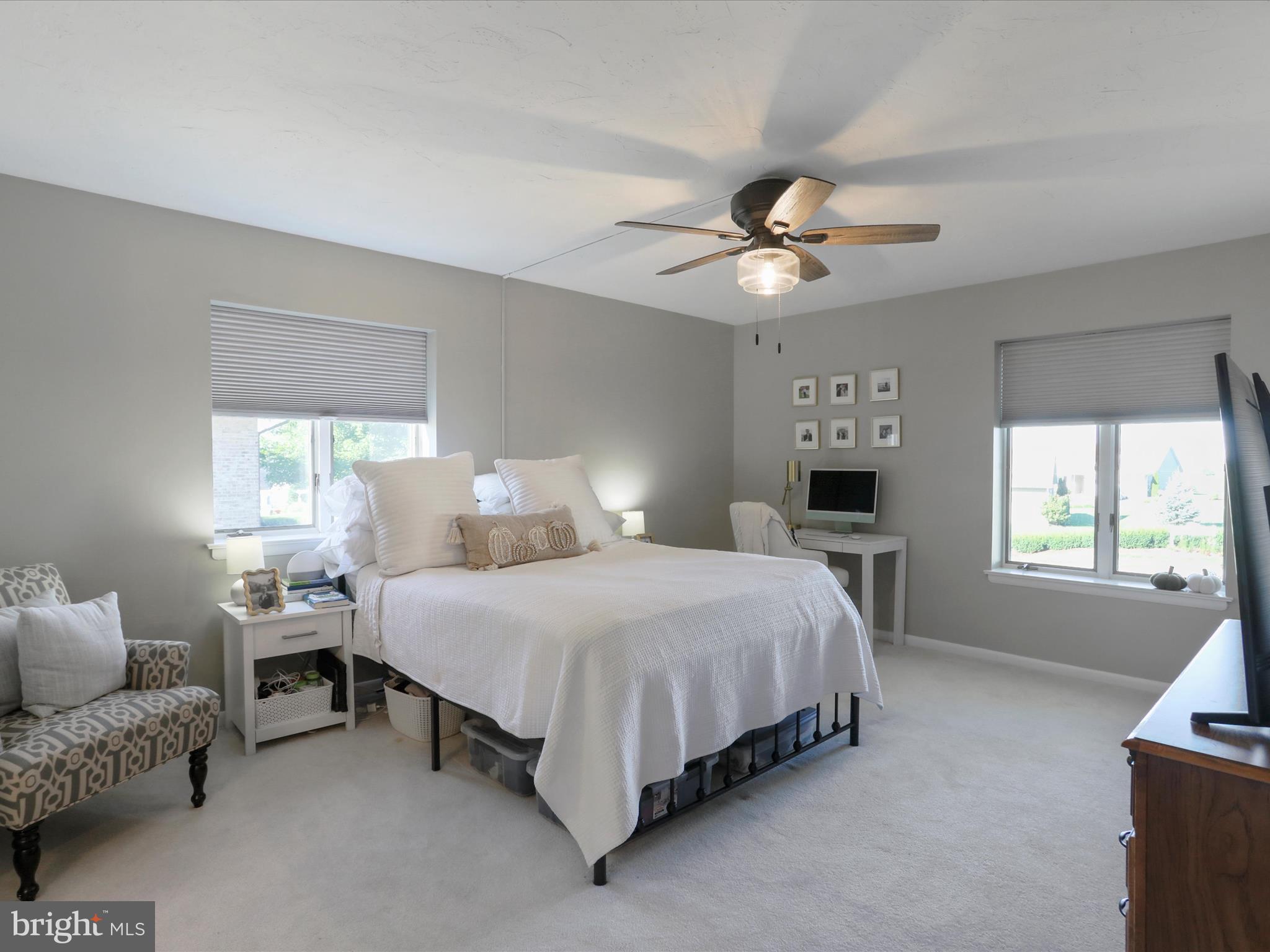 PENN NATIONAL GOLF COURSE COMMUNITY - Residential