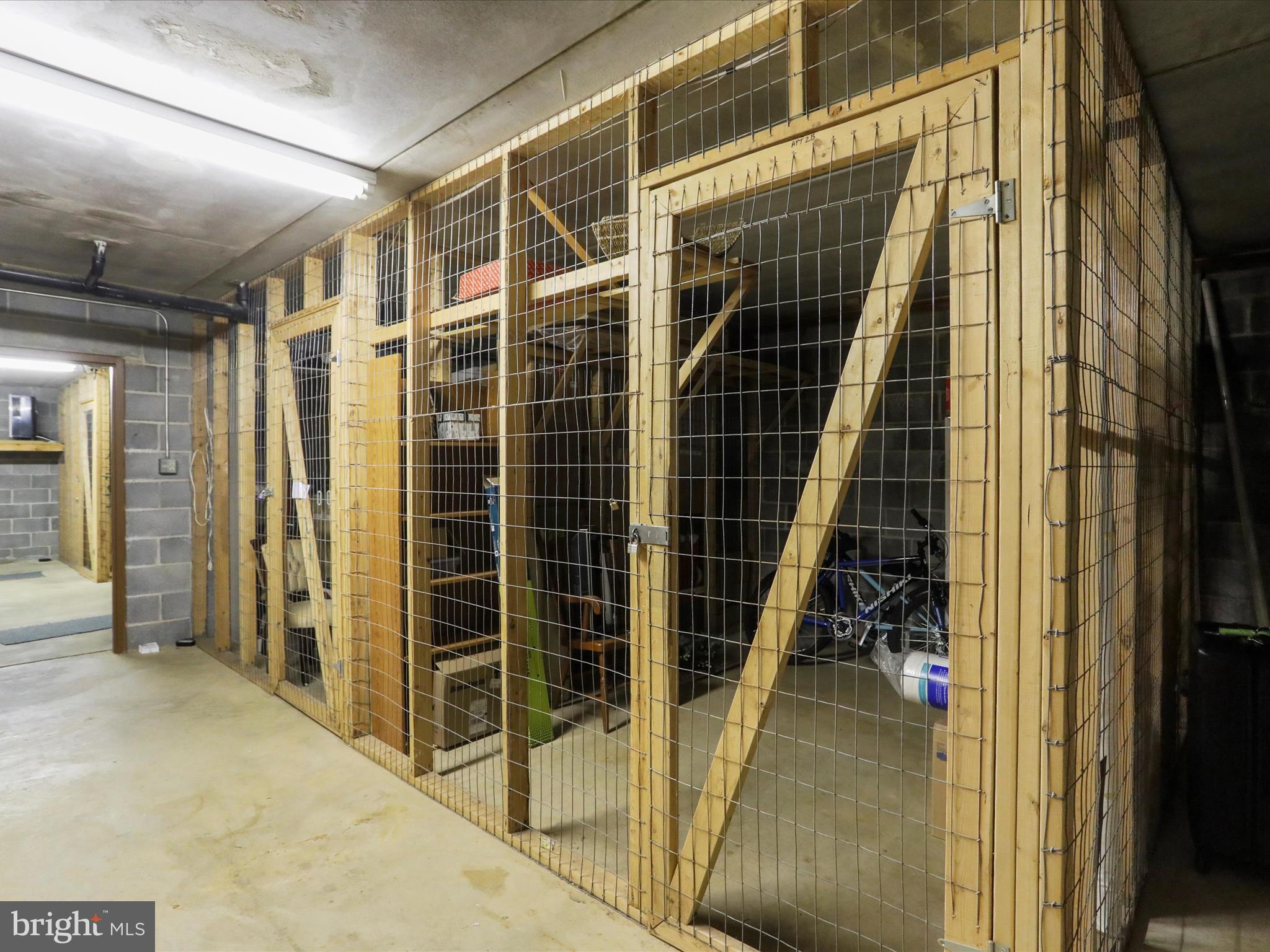 PENN NATIONAL GOLF COURSE COMMUNITY - Residential