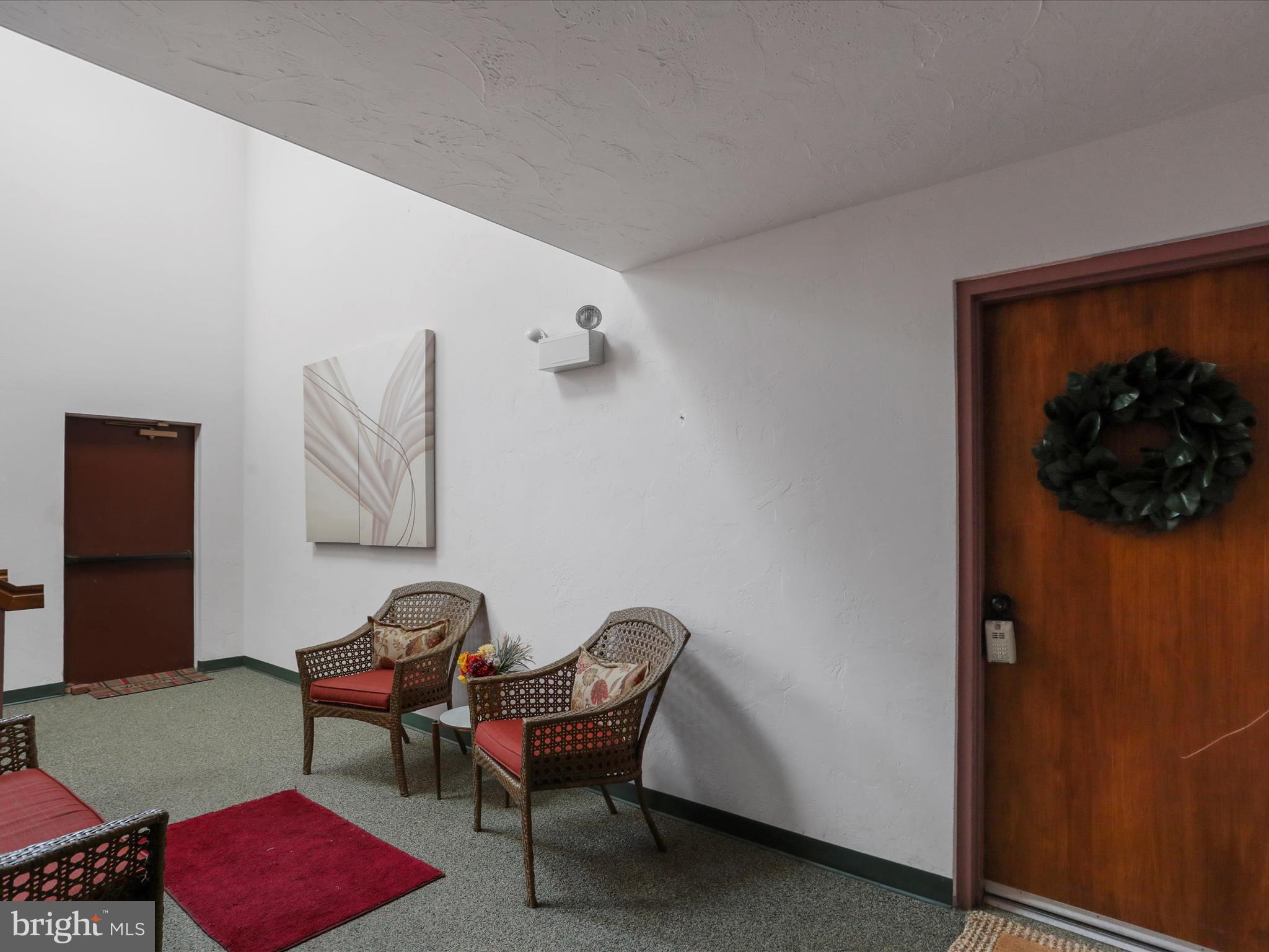 PENN NATIONAL GOLF COURSE COMMUNITY - Residential