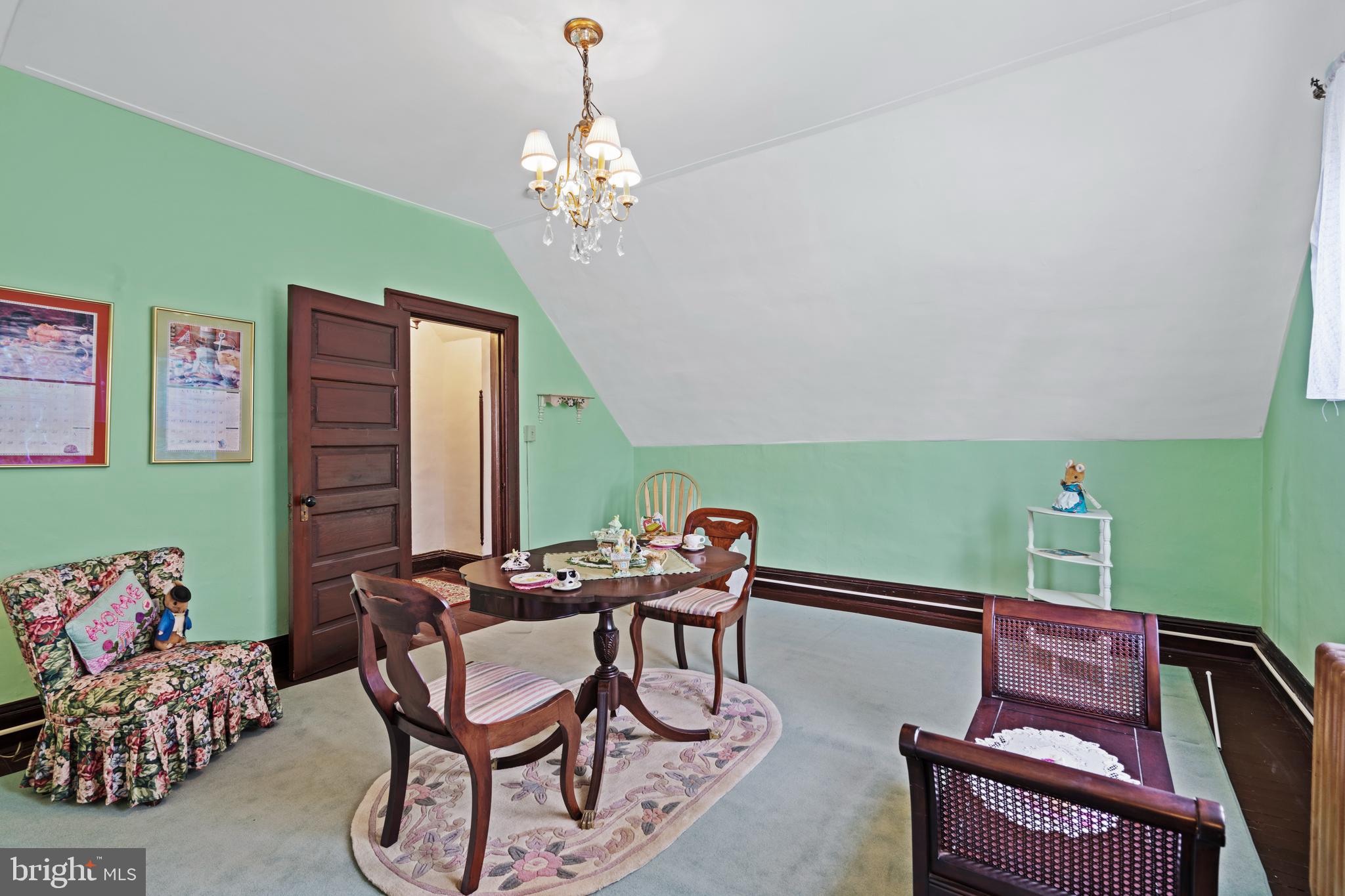 OVERLEA - Residential