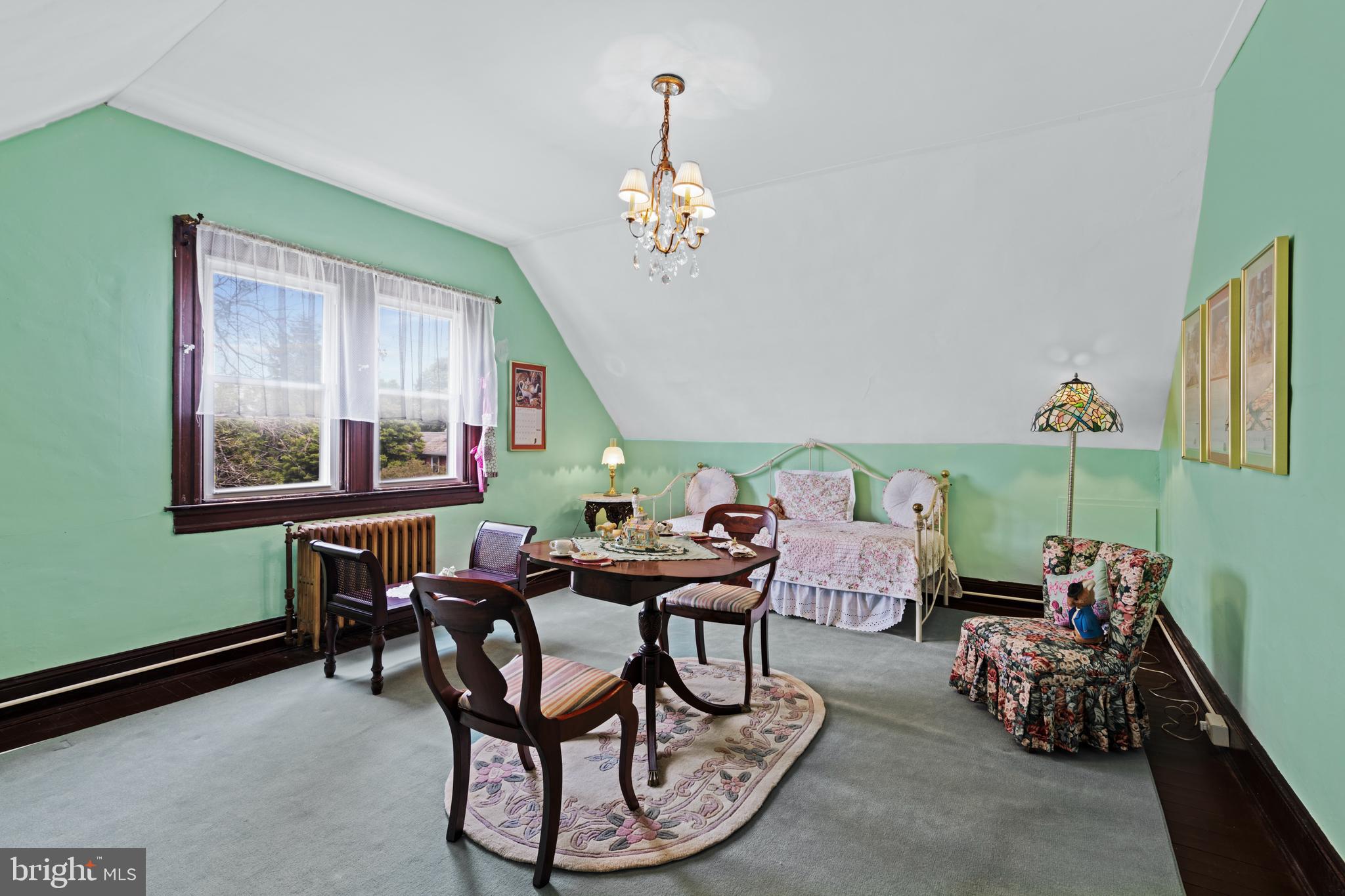 OVERLEA - Residential