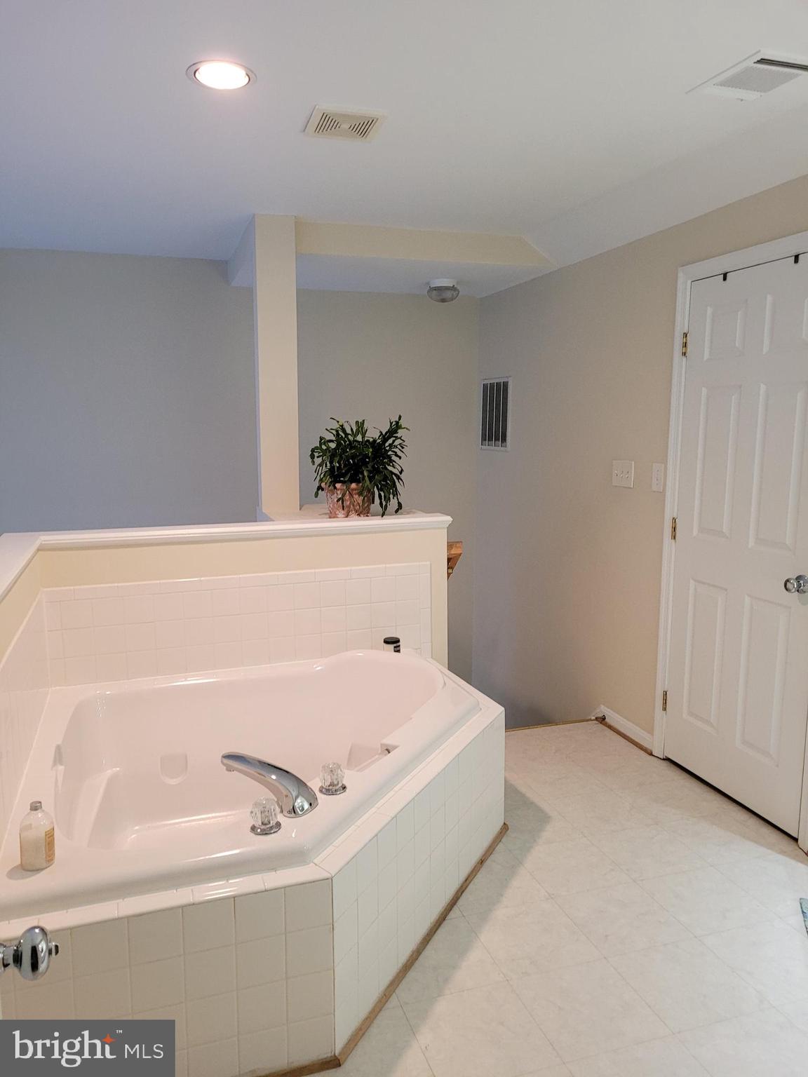 RIDGELEIGH - Residential