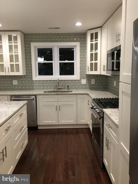 PENN VALLEY MANOR - Residential