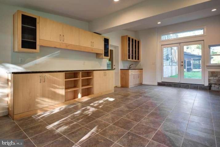 PENN VALLEY MANOR - Residential