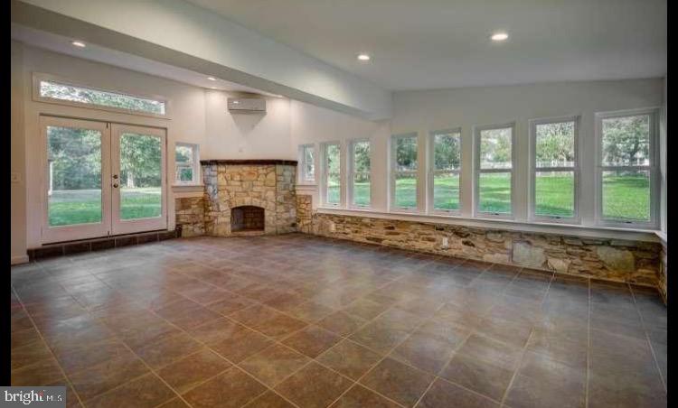 PENN VALLEY MANOR - Residential