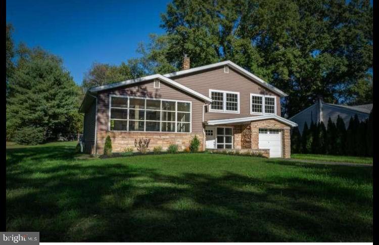 PENN VALLEY MANOR - Residential