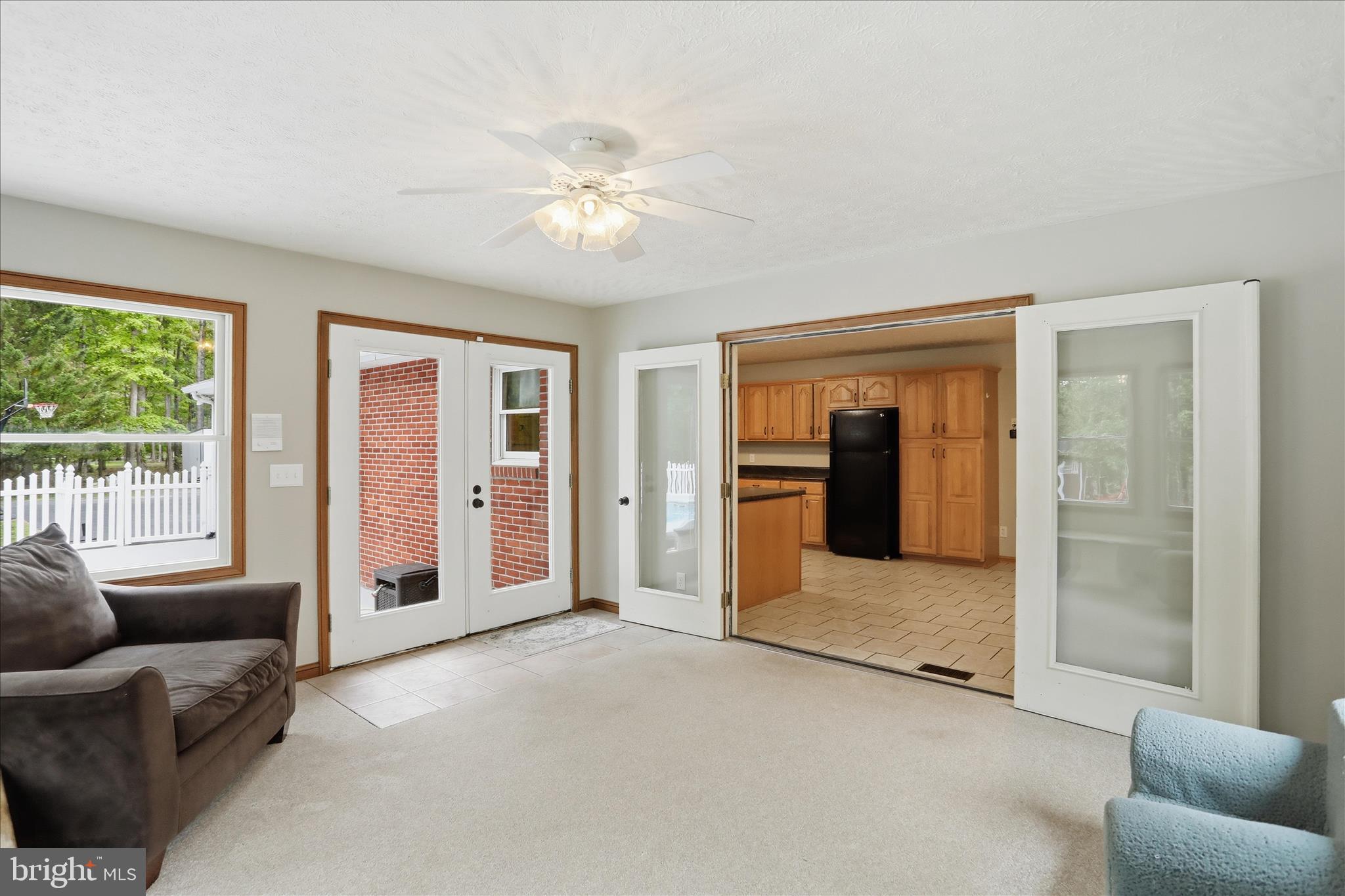 SUMMIT OAKS - Residential