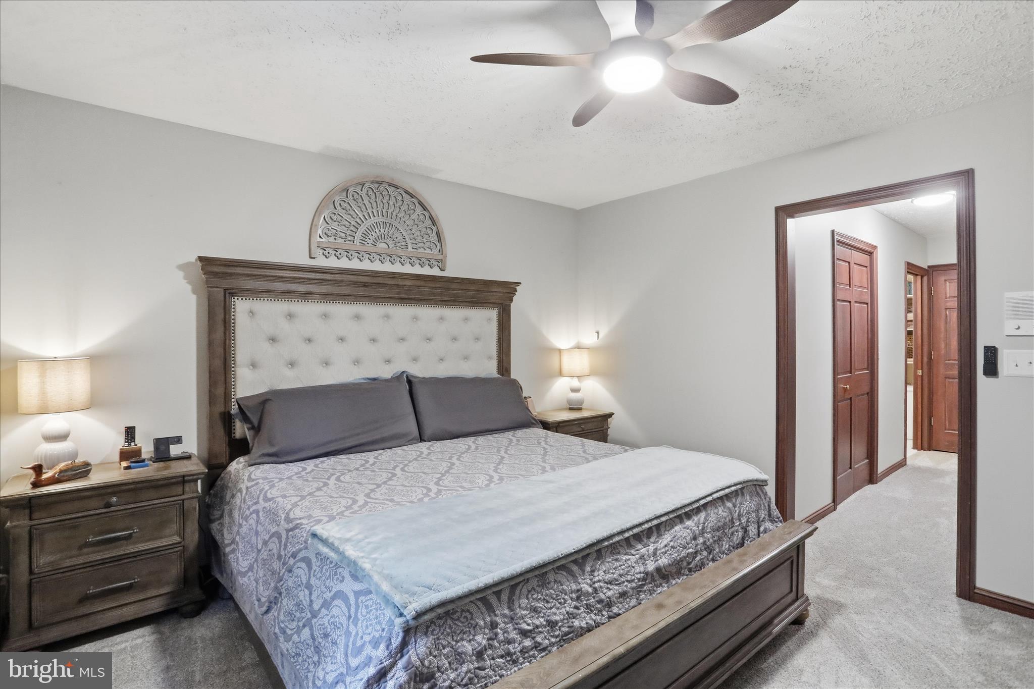 SUMMIT OAKS - Residential