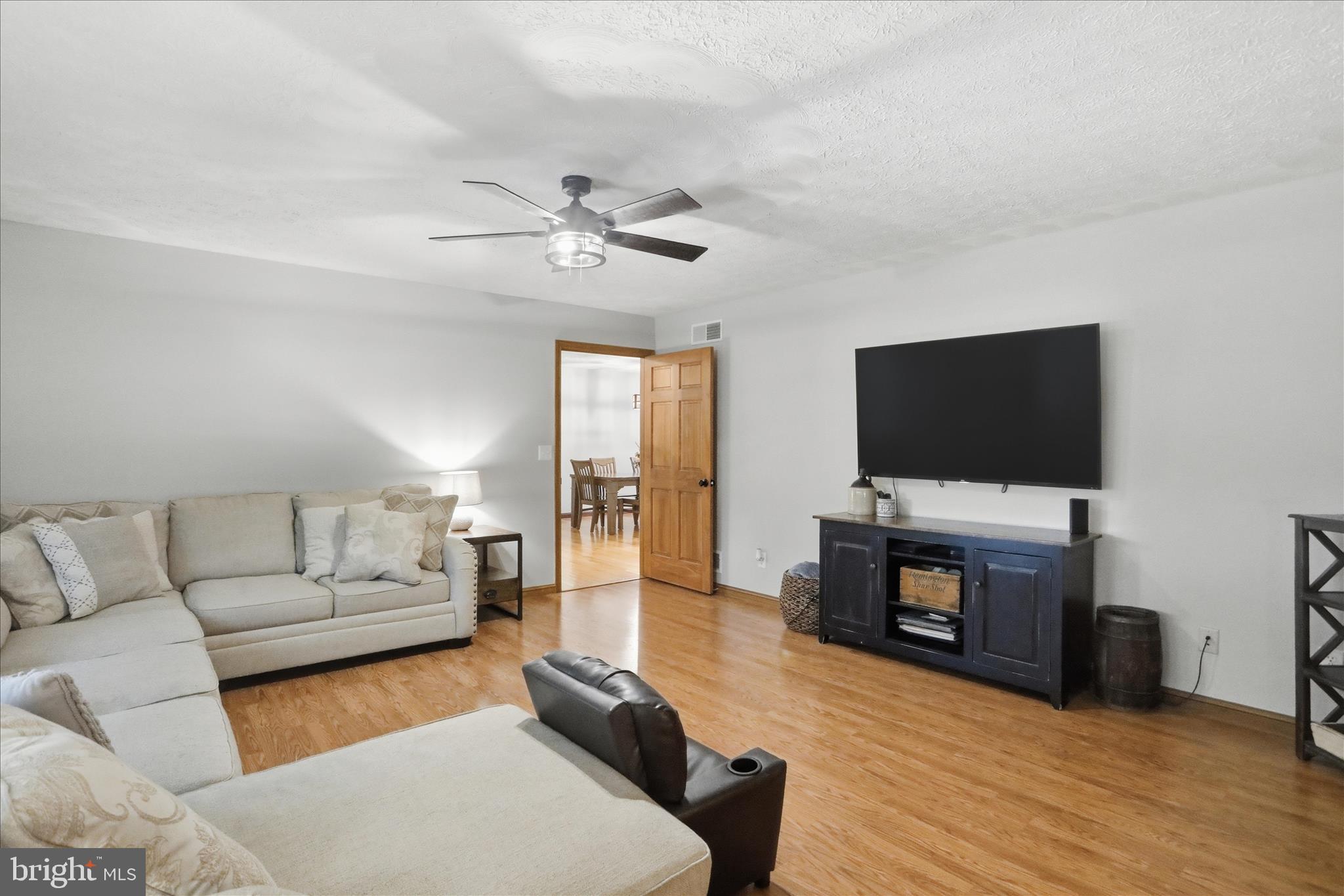 SUMMIT OAKS - Residential