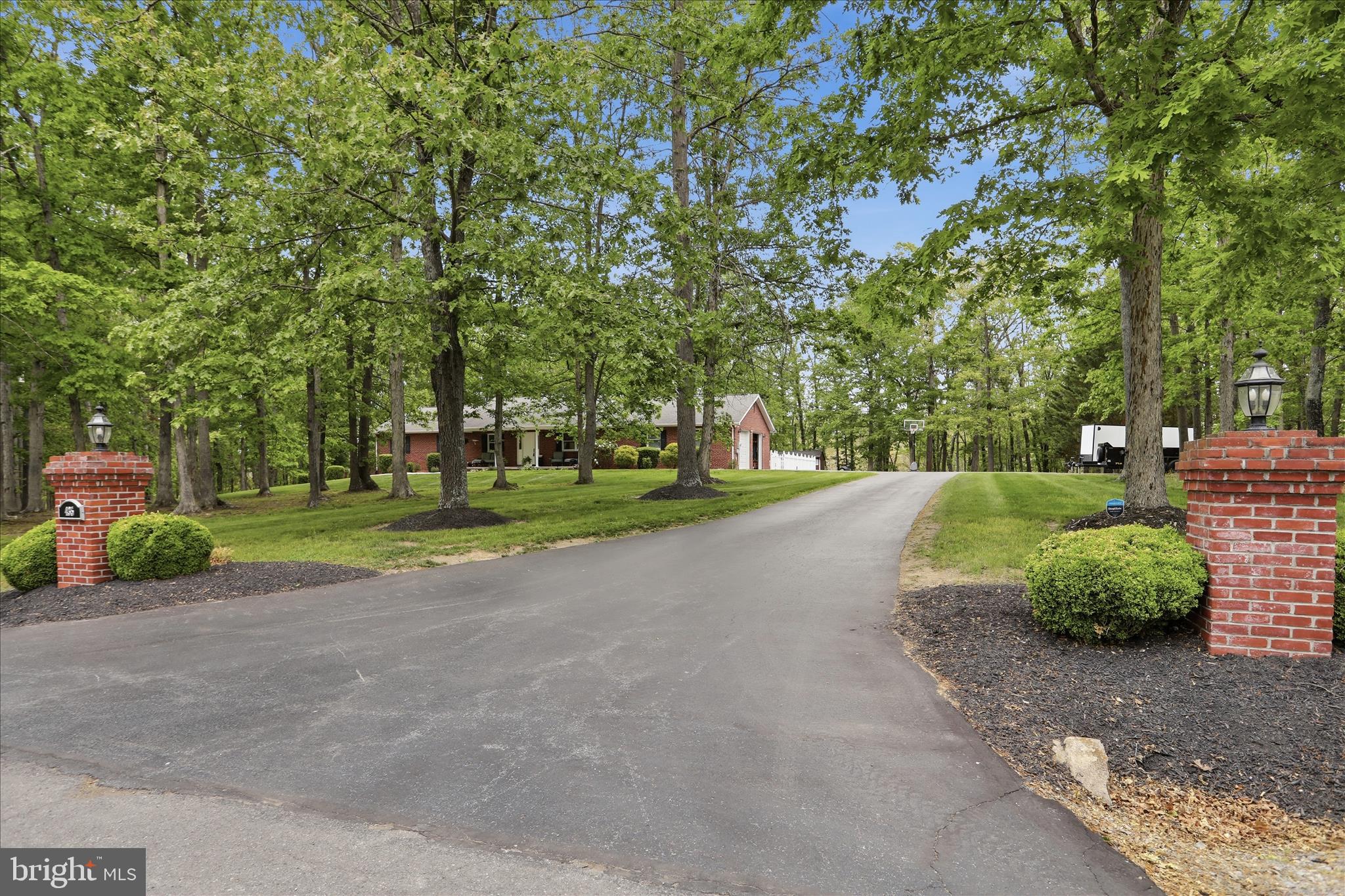 SUMMIT OAKS - Residential