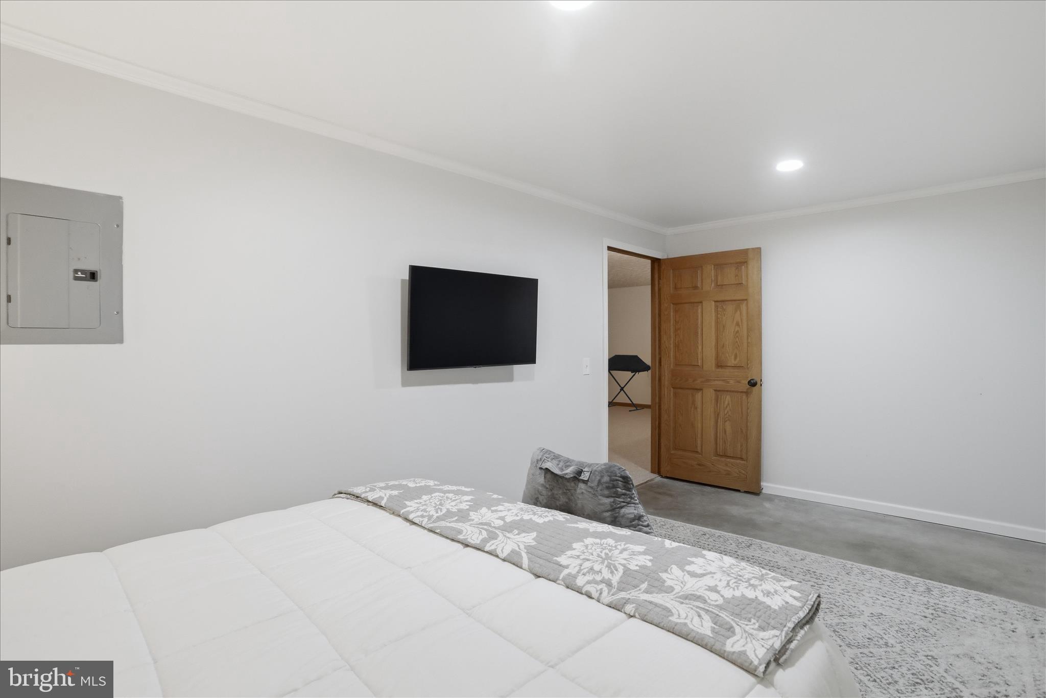 SUMMIT OAKS - Residential