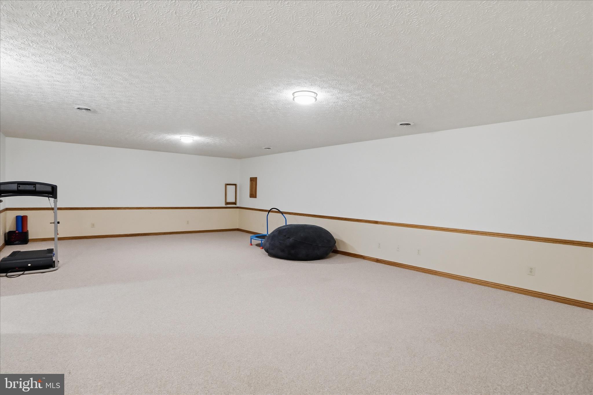 SUMMIT OAKS - Residential