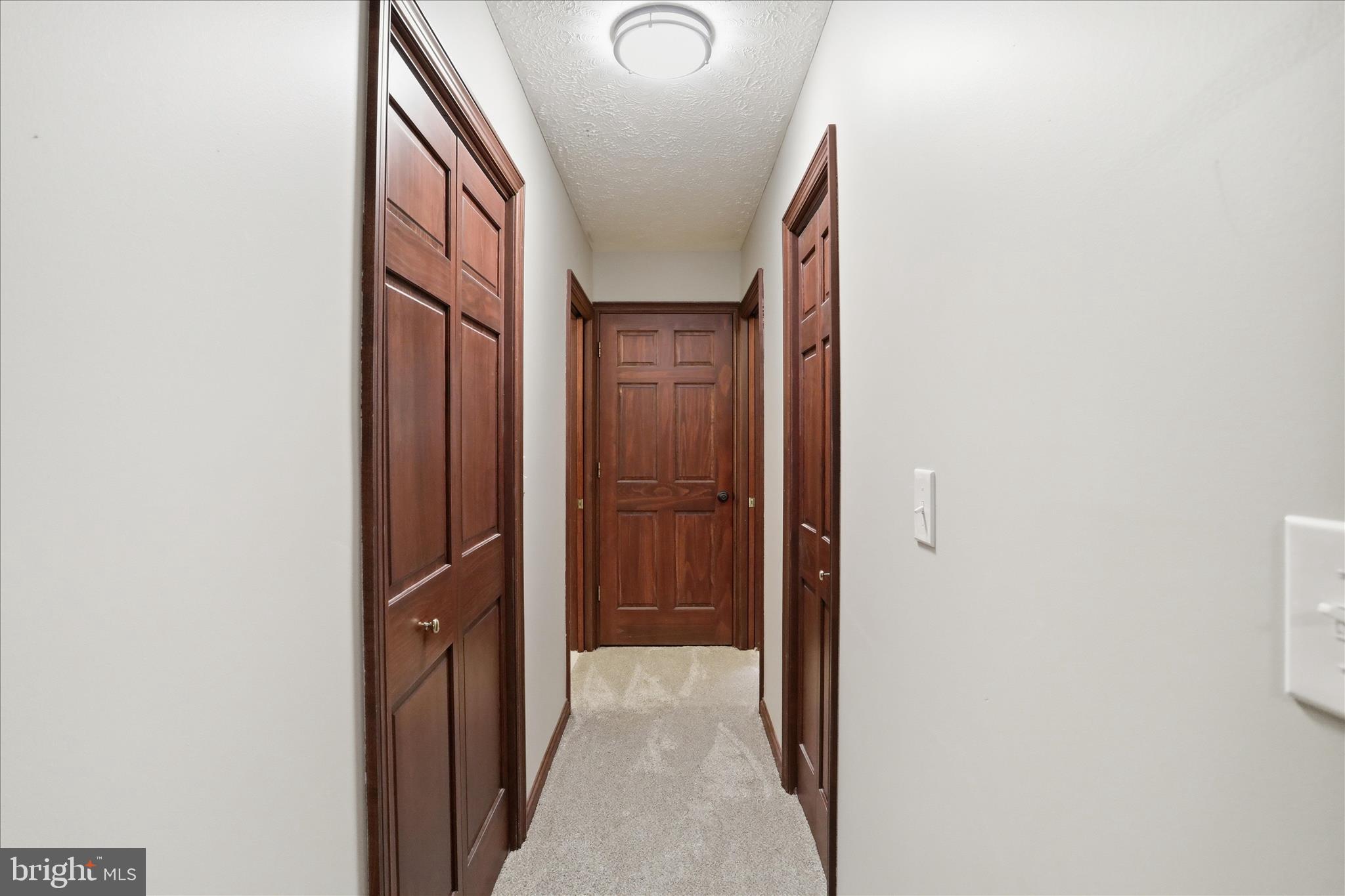 SUMMIT OAKS - Residential