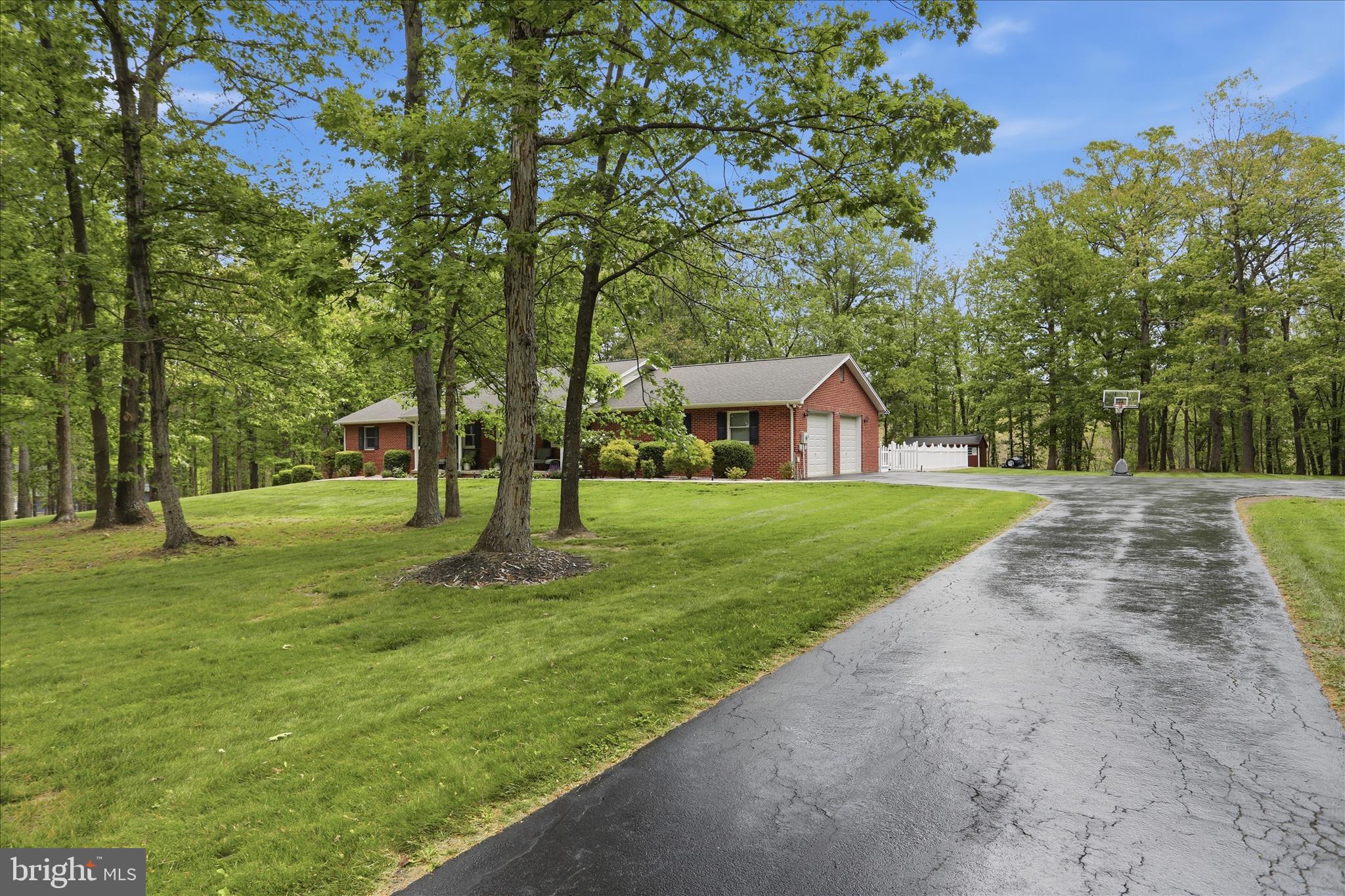 SUMMIT OAKS - Residential
