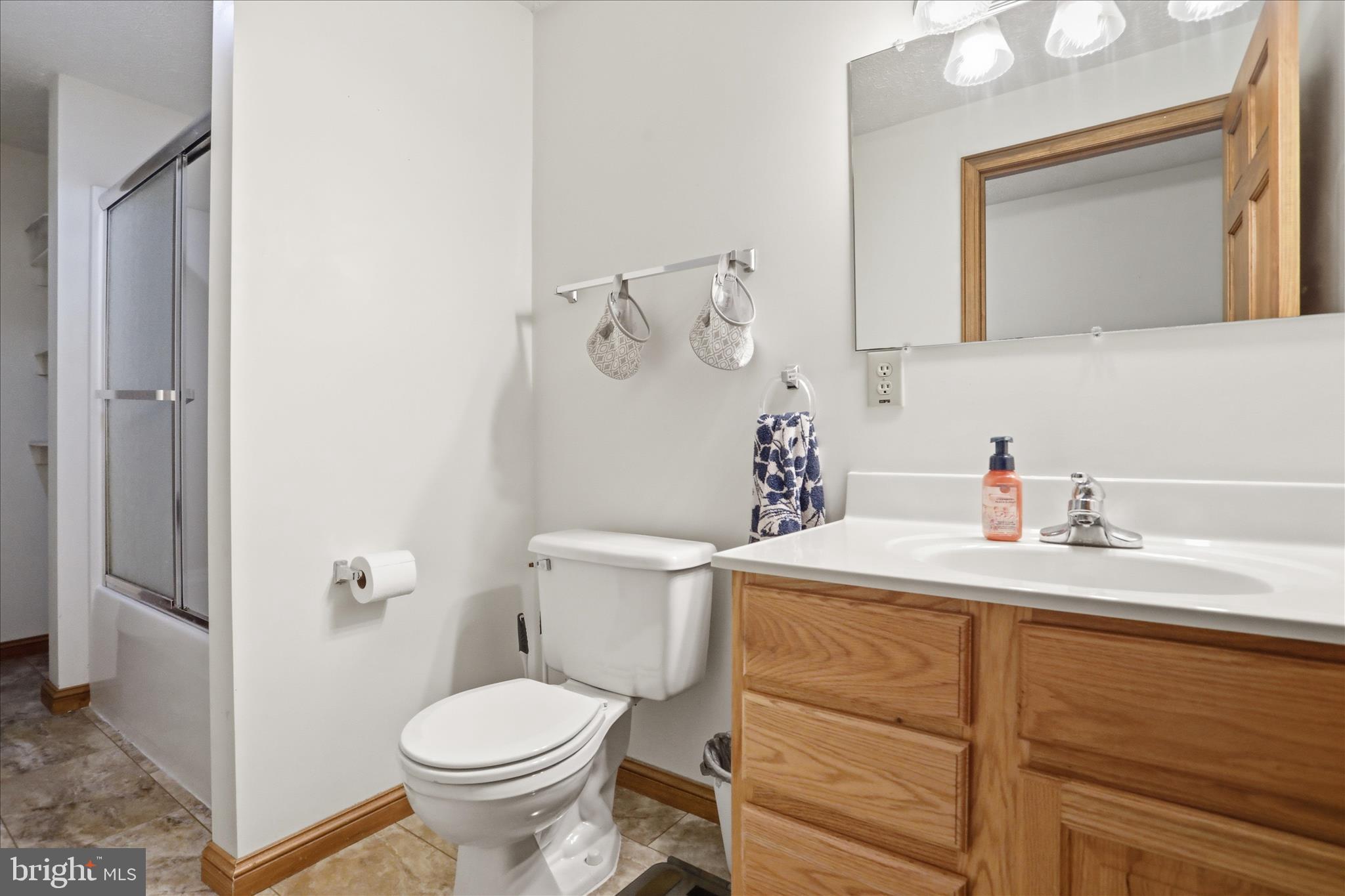 SUMMIT OAKS - Residential