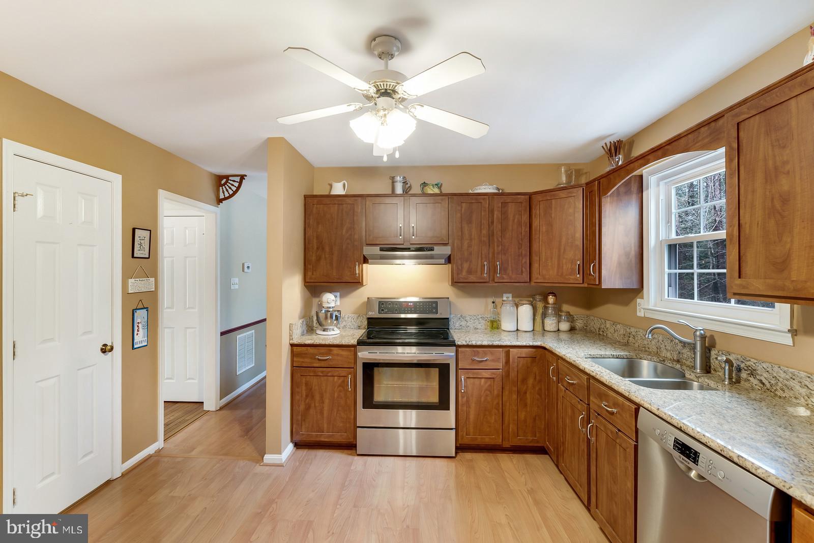 WILLIAM & MARY - Residential
