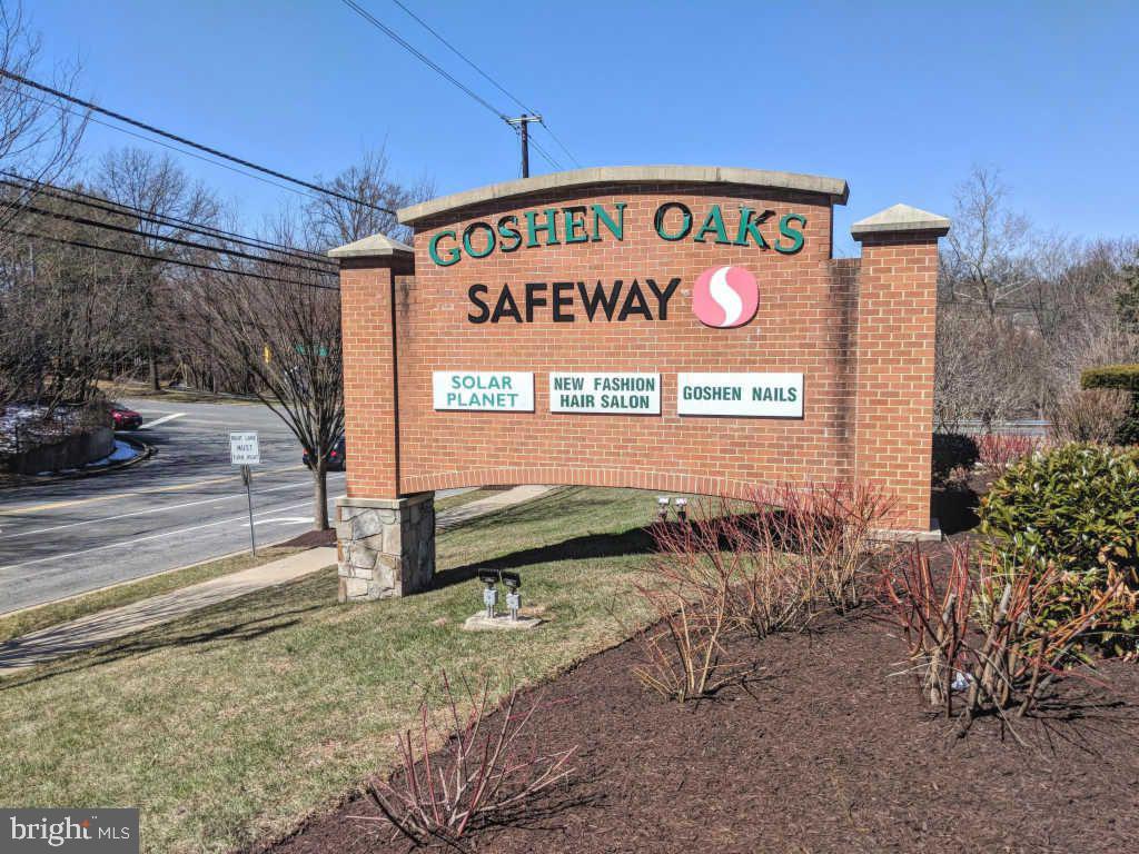 MONTGOMERY VILLAGE - Residential Lease