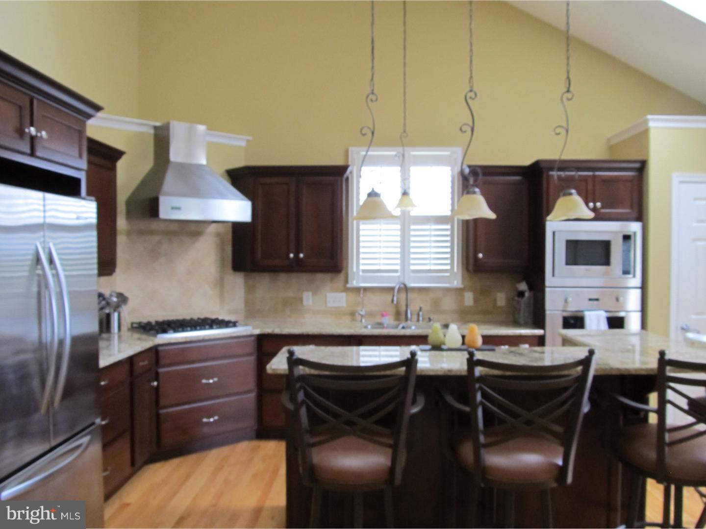 ROSEMONT - Residential