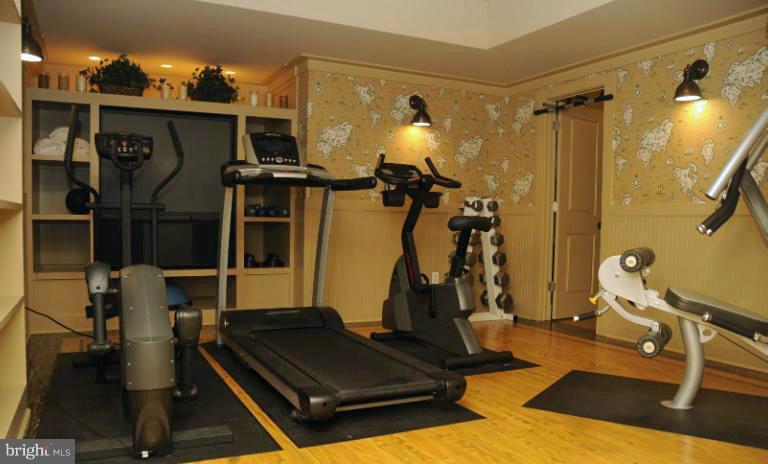 SALLY MILL - Residential