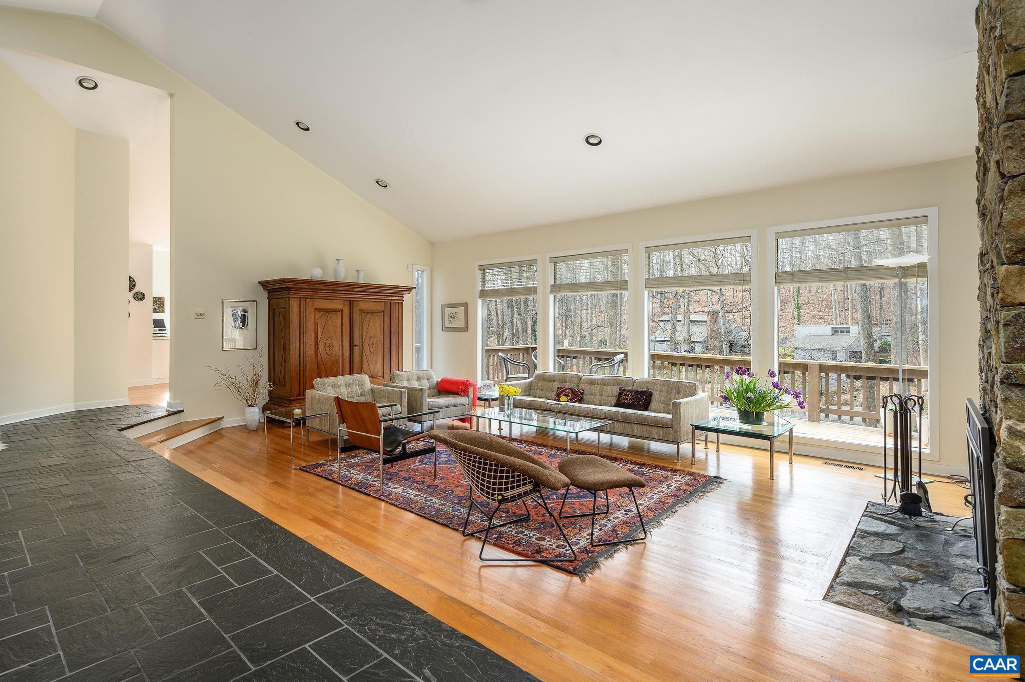 EDNAM FOREST - Residential