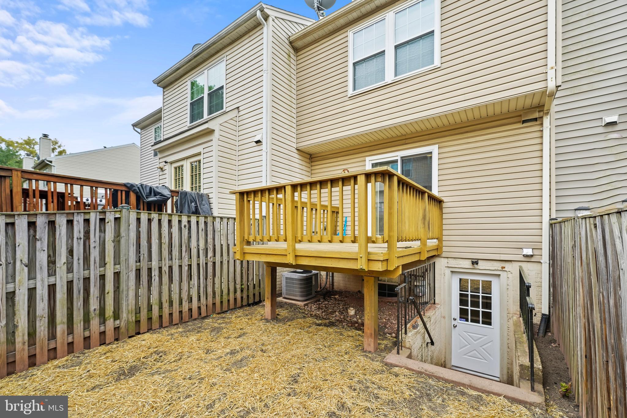 CENTREVILLE GREEN - Residential