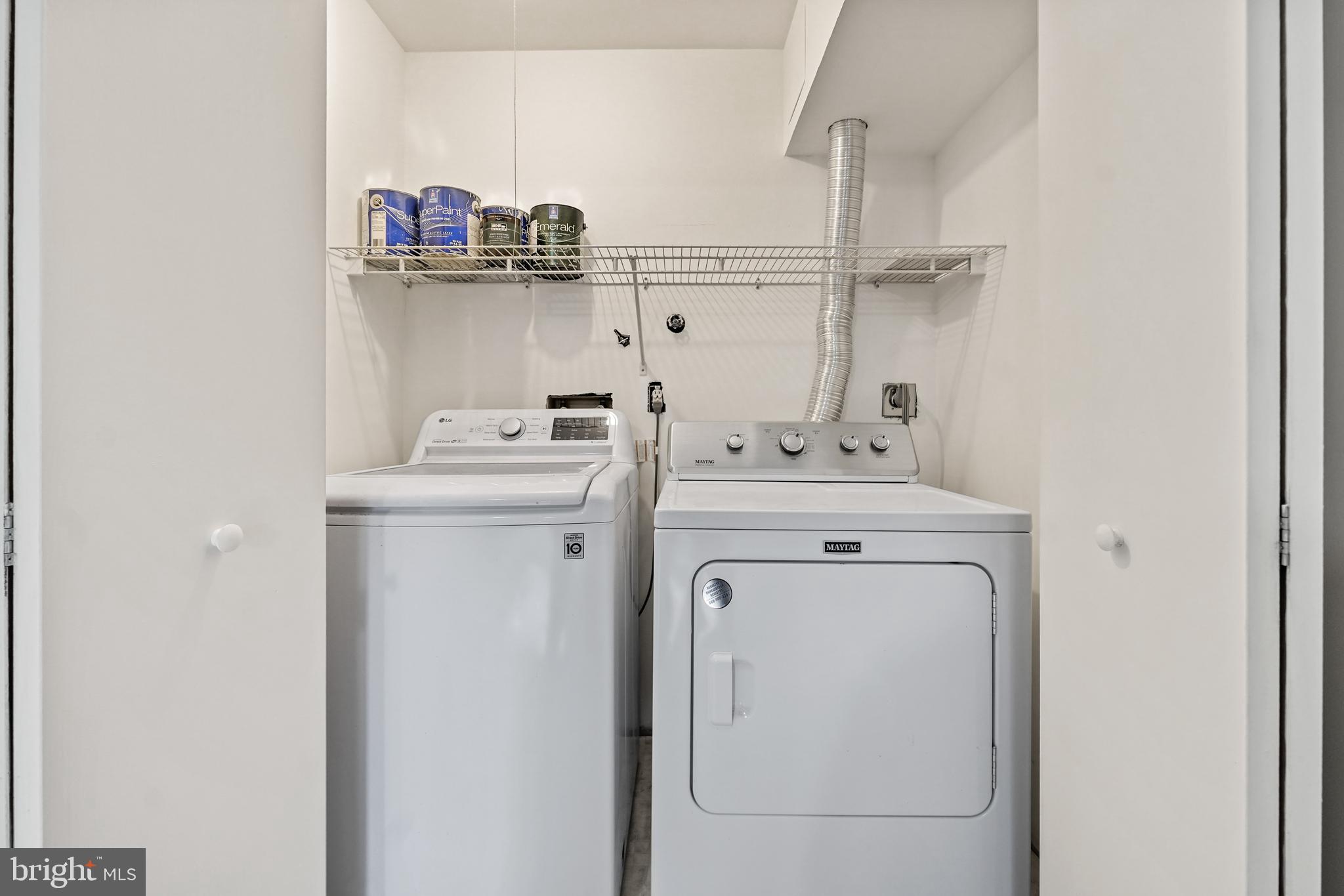 CENTREVILLE GREEN - Residential