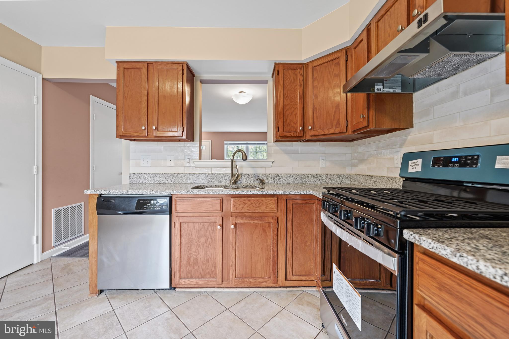 CENTREVILLE GREEN - Residential